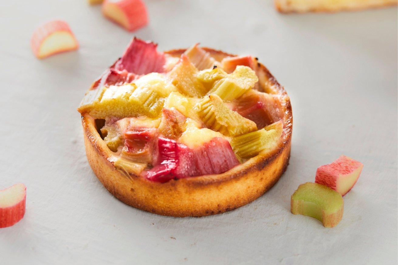La Lorraine Rhubarb Frangipane Tartlet