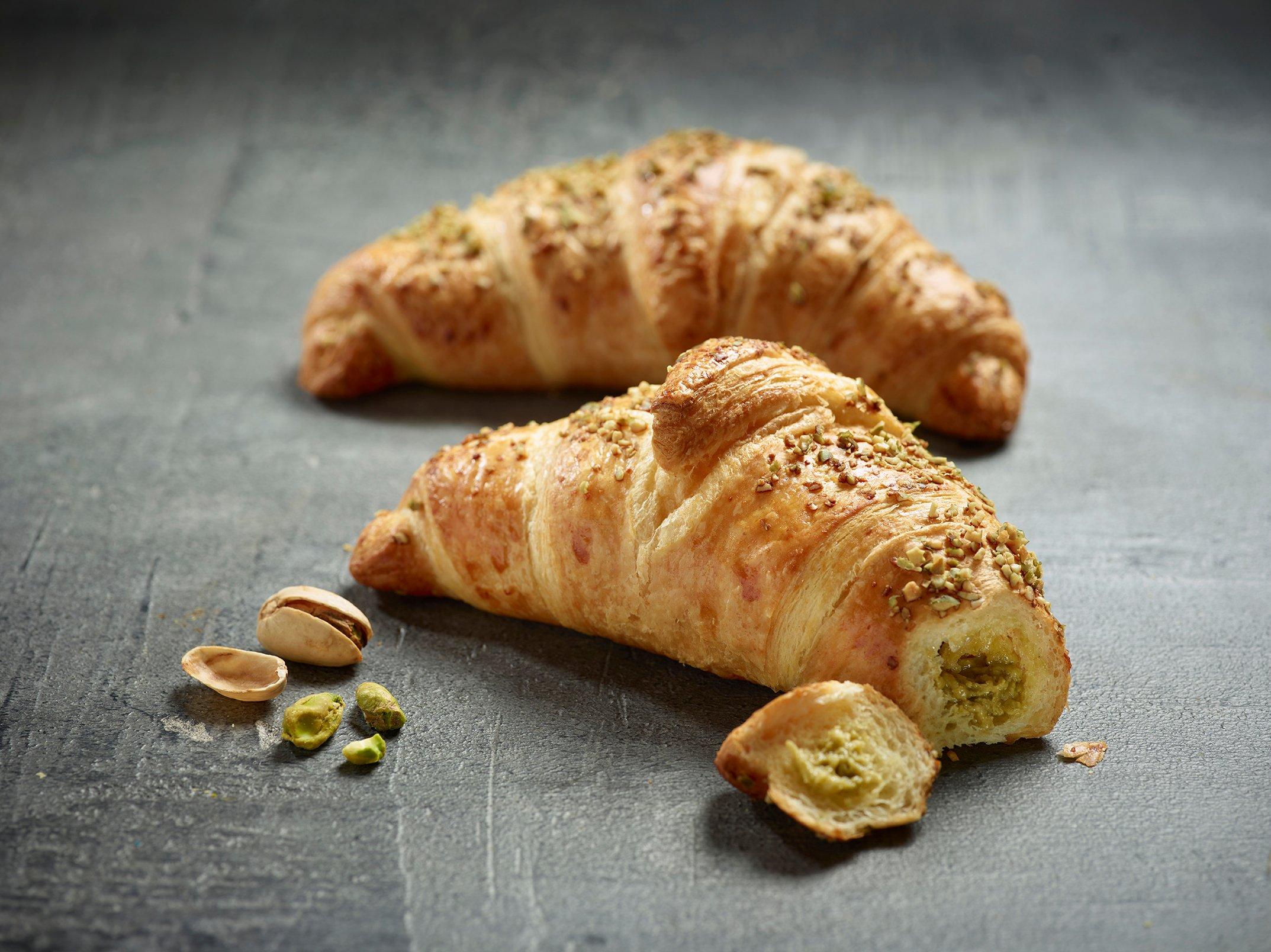 Banquet D'or Ready To Bake Pistachio Filled Croissant