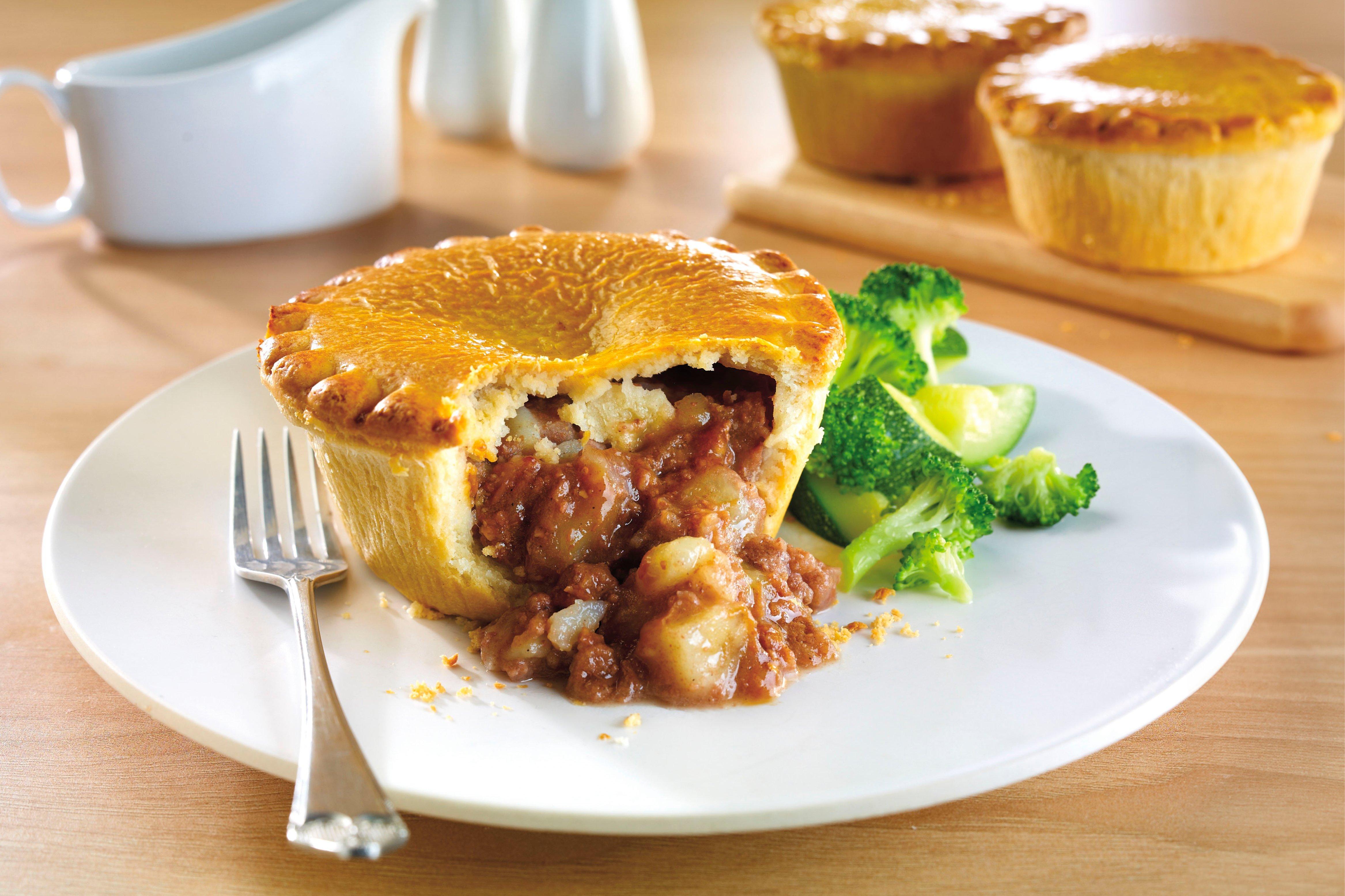 Wrights Meat & Potato Pie