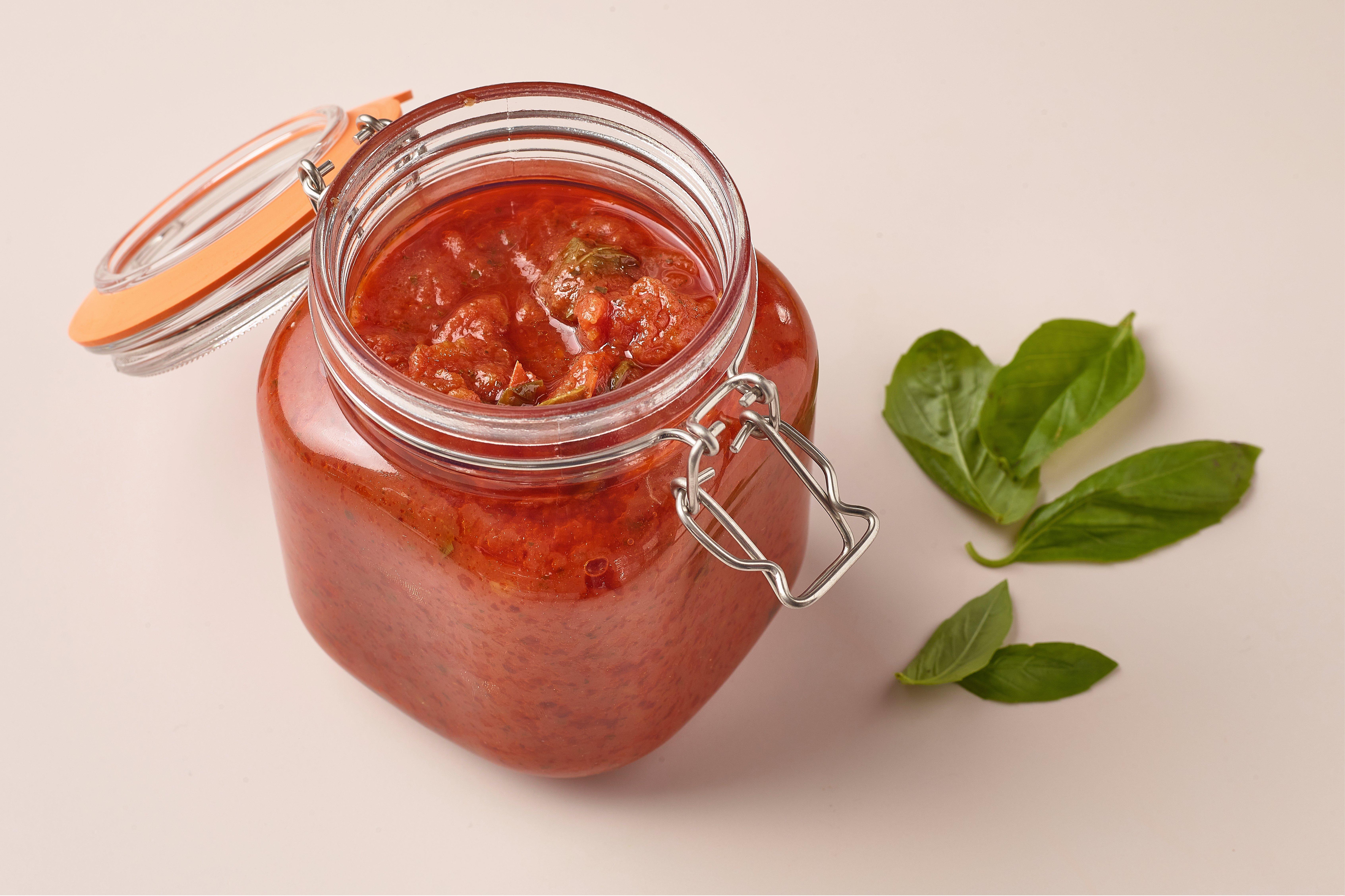 Fresh Kitchen Tomato & Basil Passata