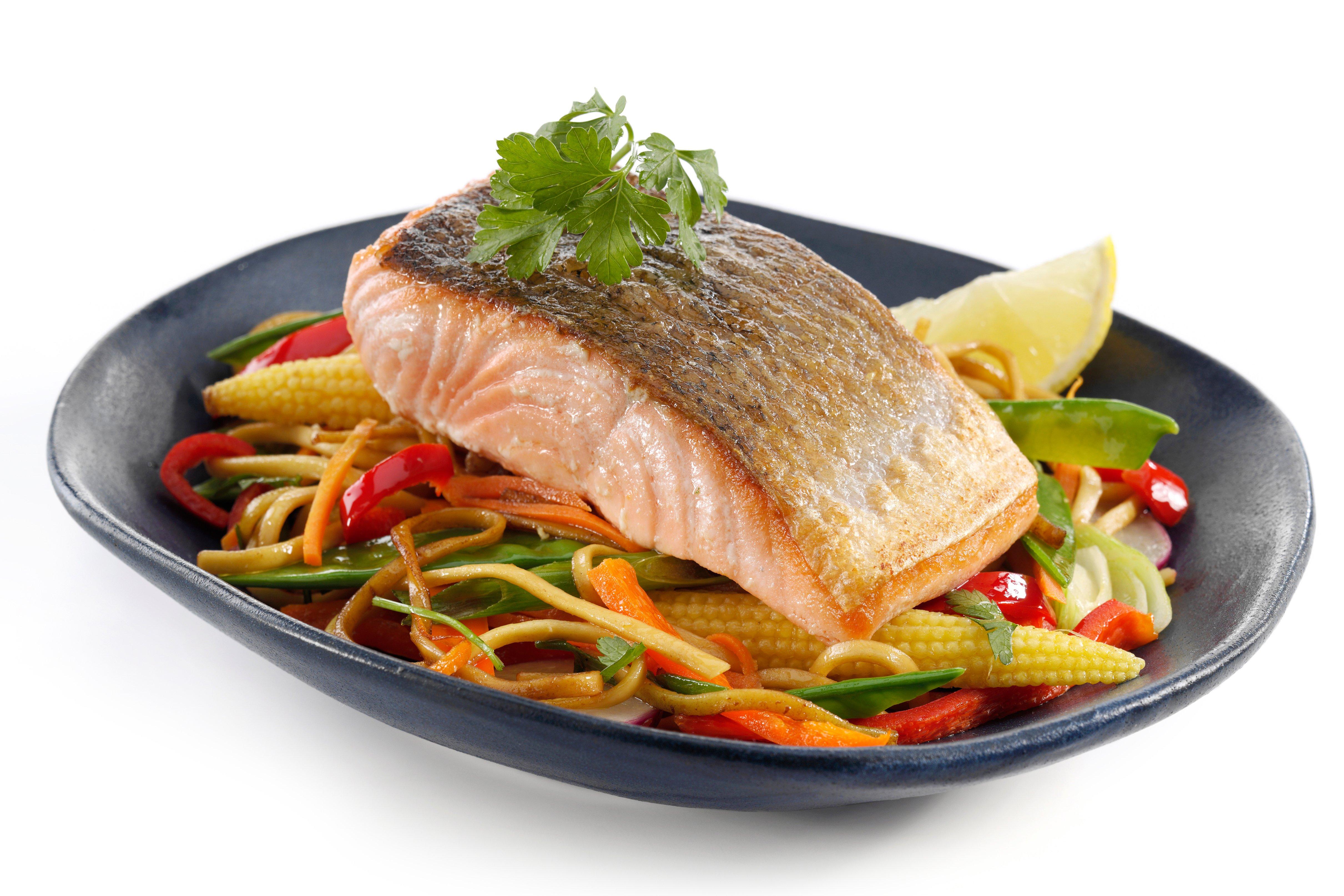 Fresh Salmon Fillet Portions Skin On 140-170g