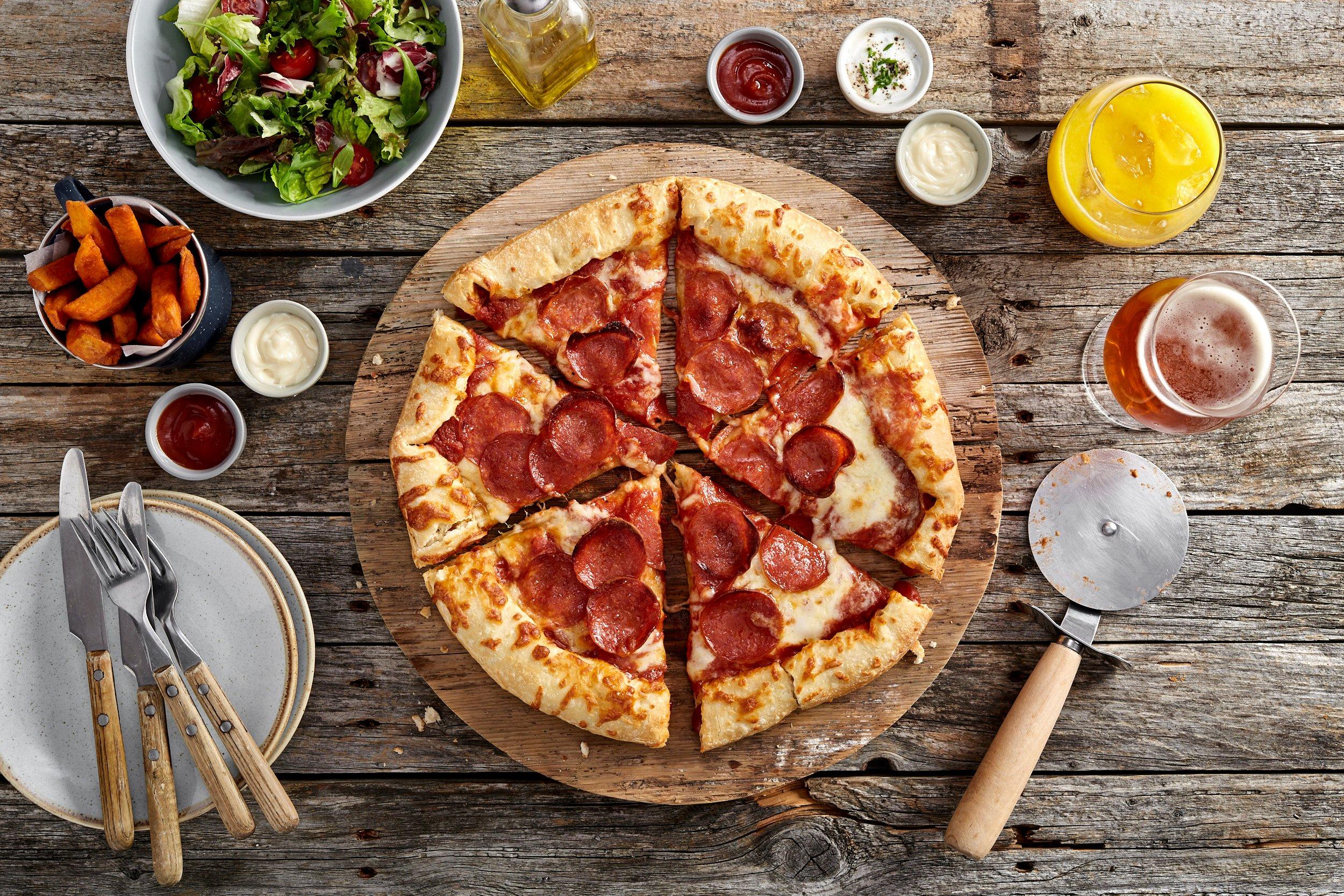 Chicago Town Takeaway Stuffed Crust Pepperoni Pizza