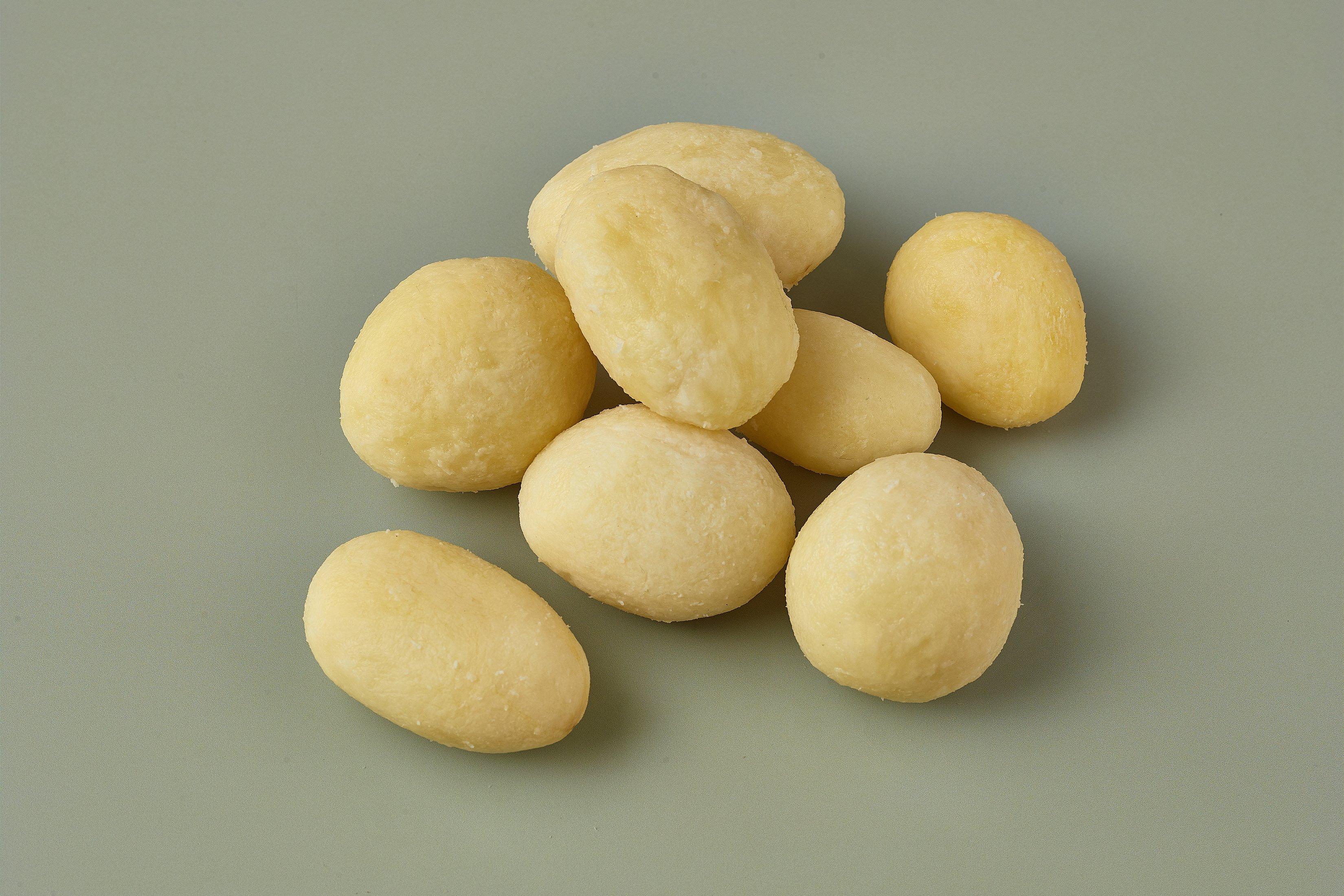 Premium Peeled Potato