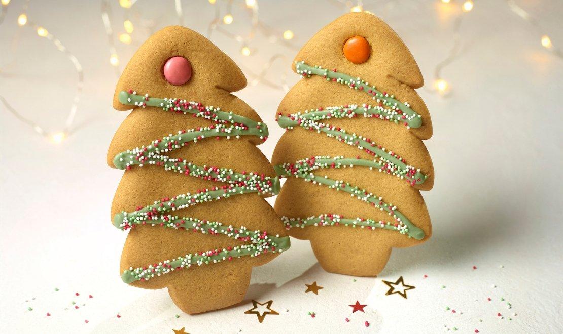 2_Iced_Gingerbread_Christmas_Tree