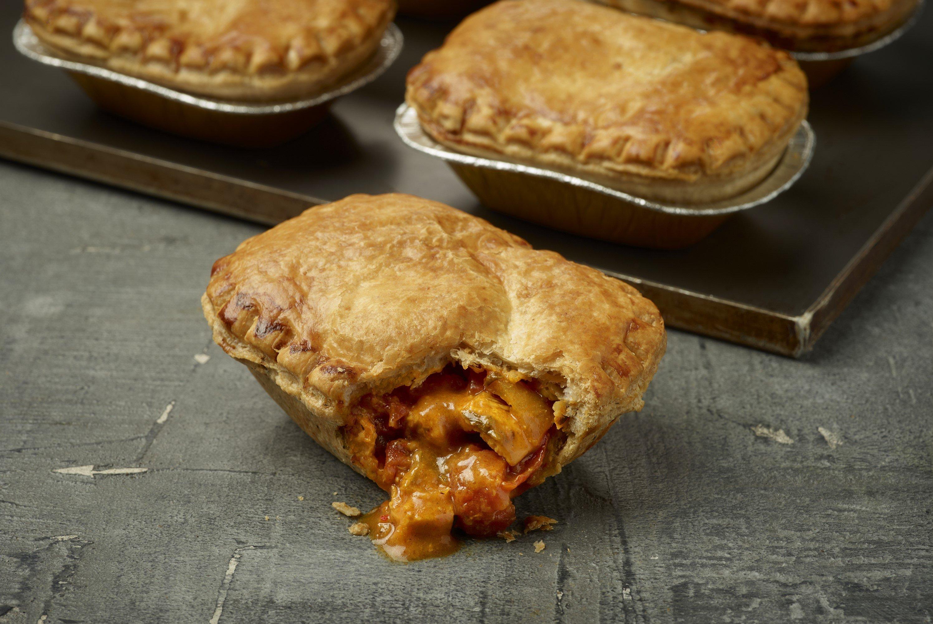 CHICKEN BALTI PIE