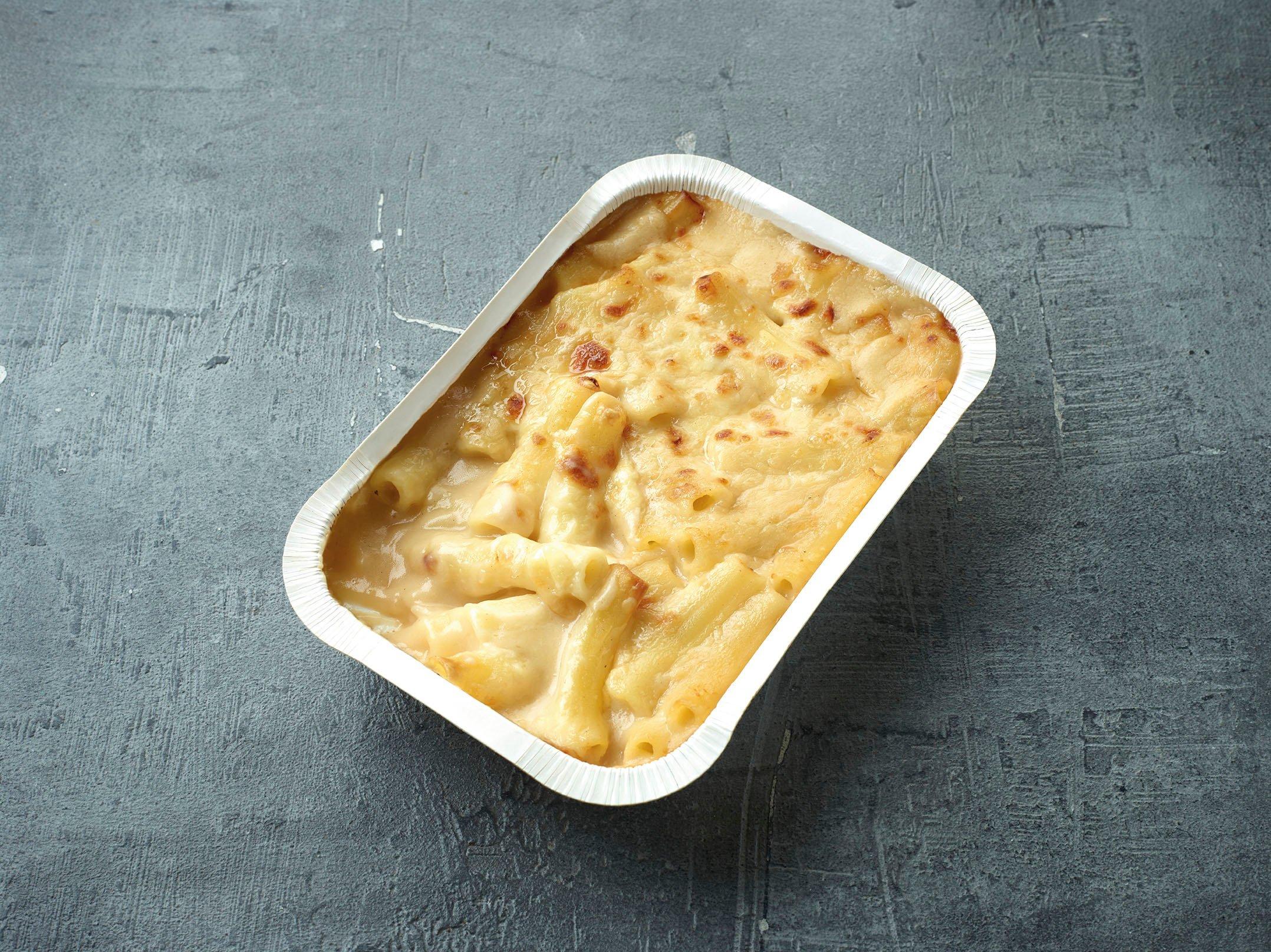 Brakes Essentials Macaroni Cheese