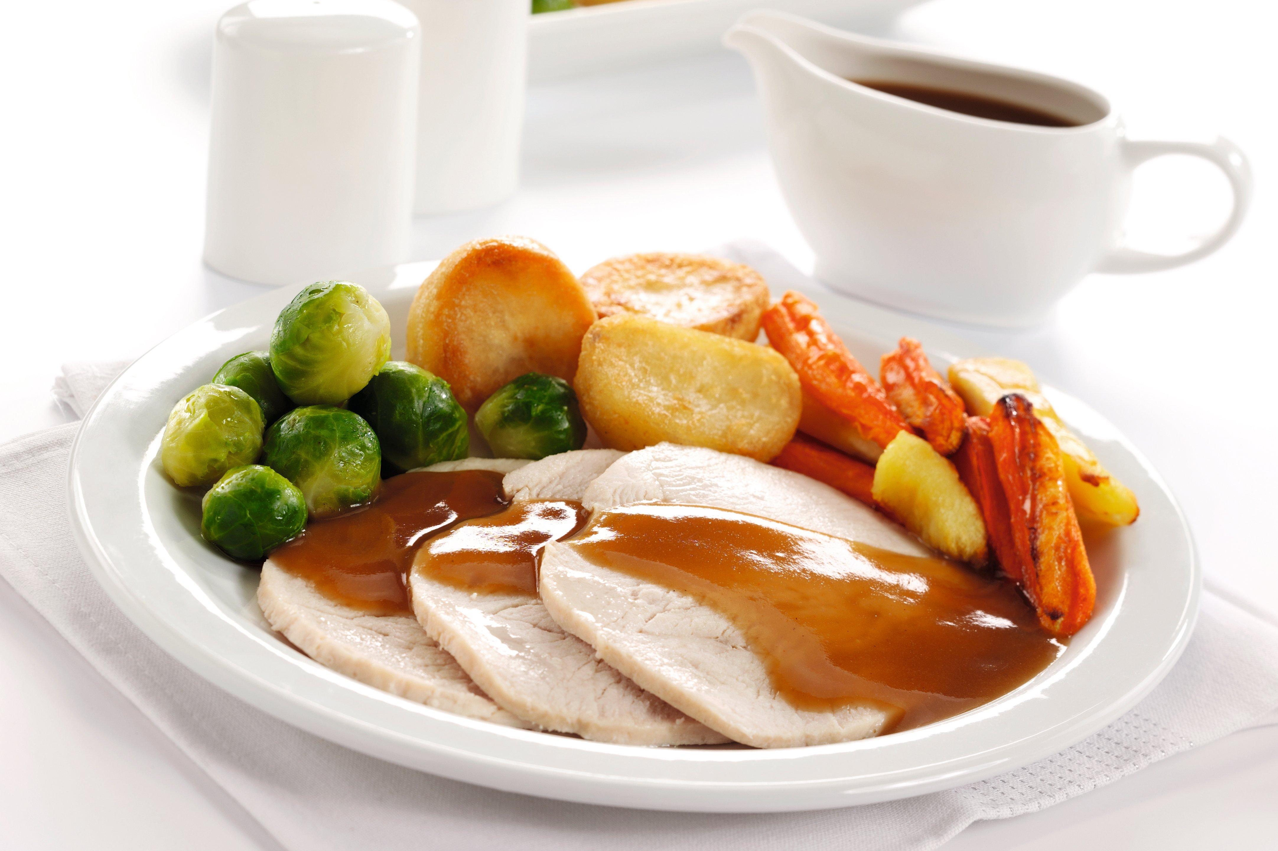 Sysco Classic British Red Tractor Cooked Sliced Turkey Breast