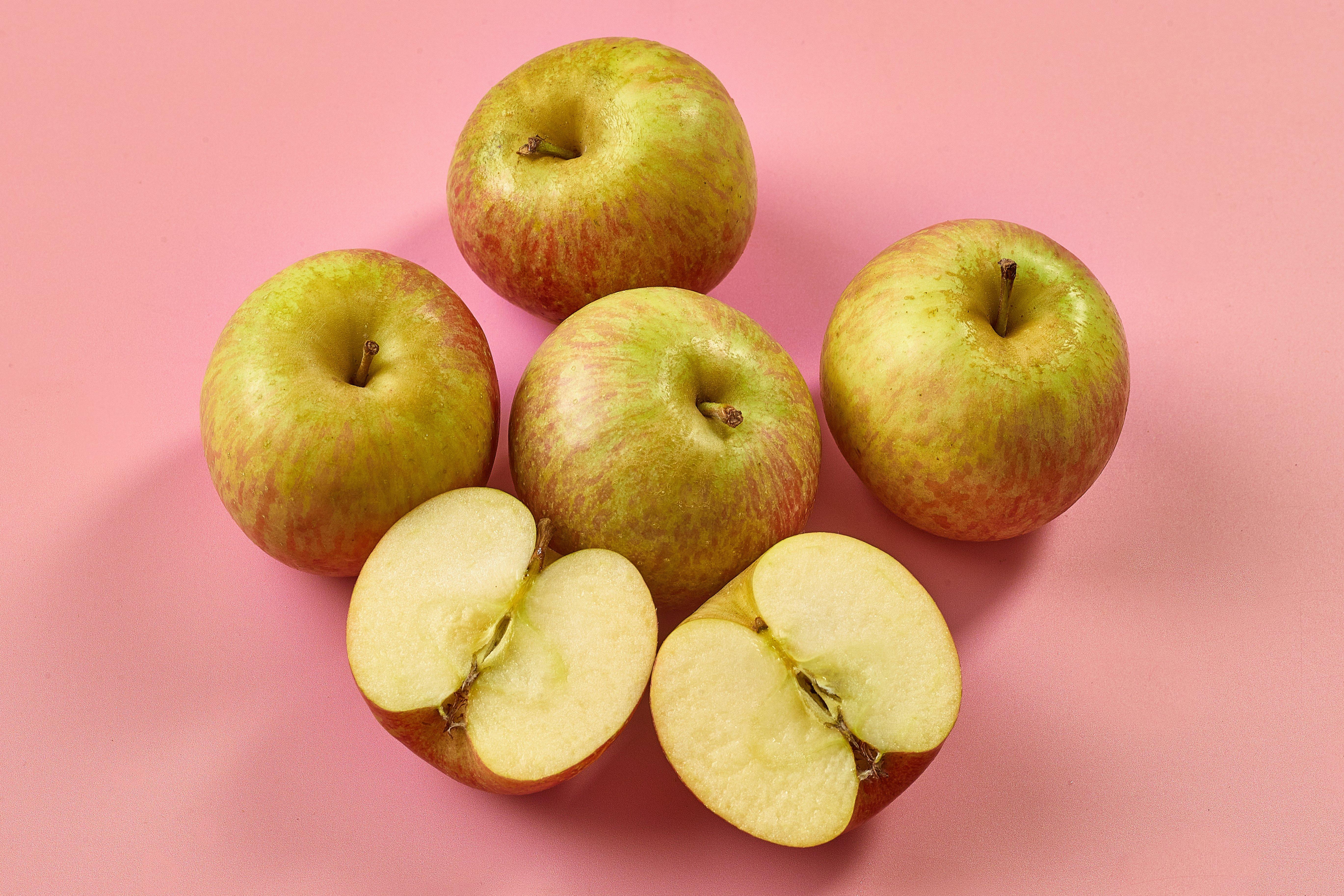 Small Red Apples