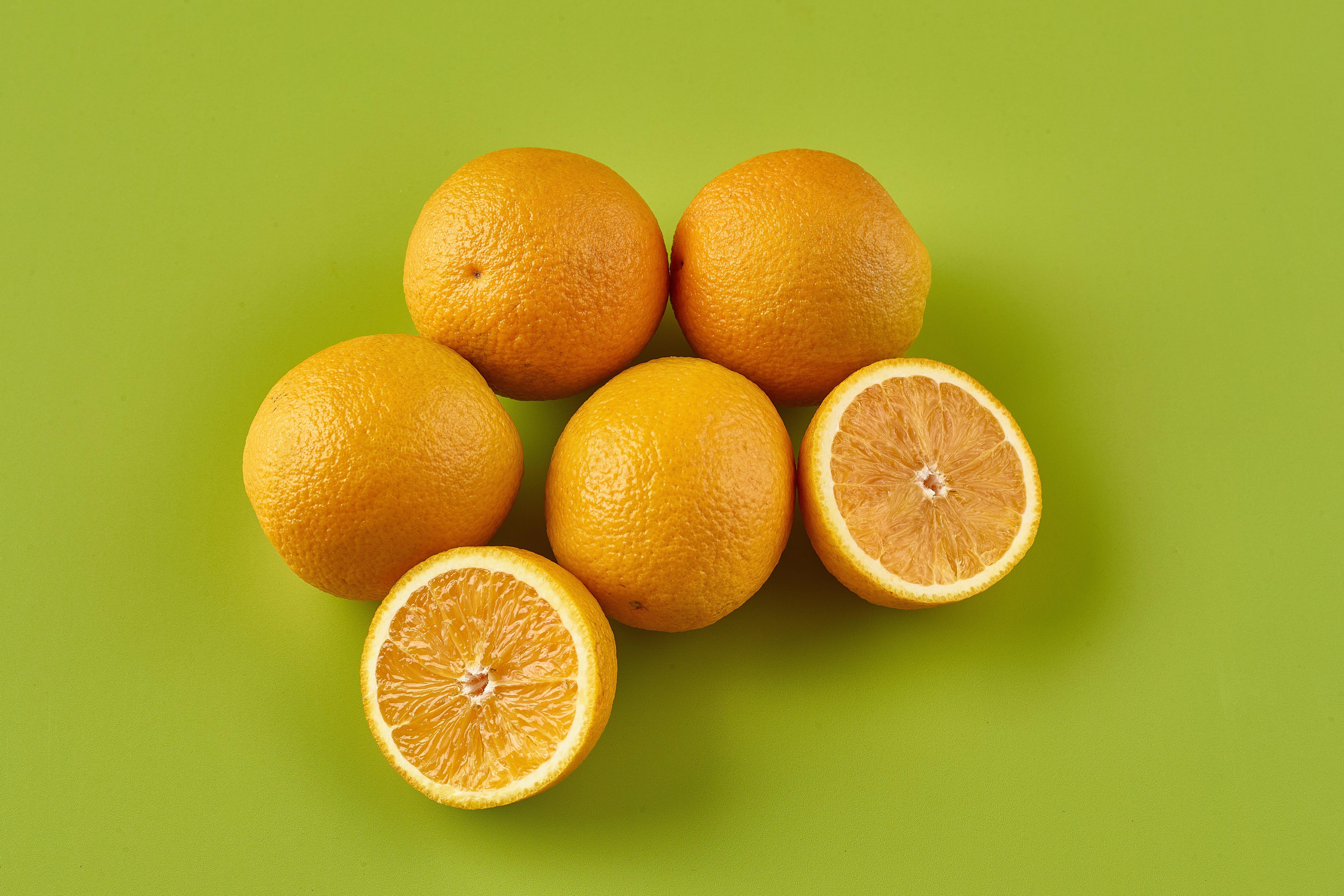 Juicing Oranges