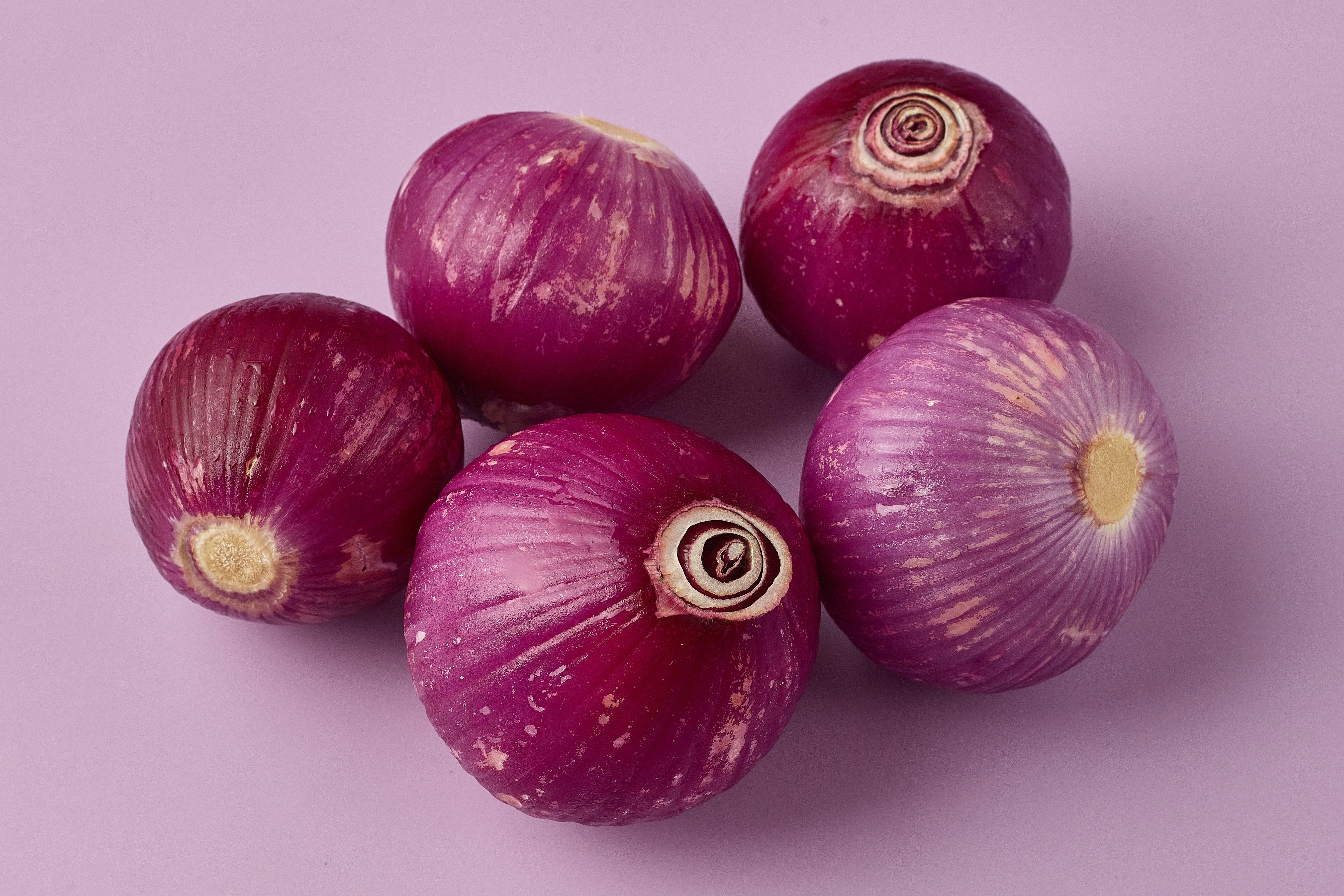 Prepared Whole Peeled Red Onions