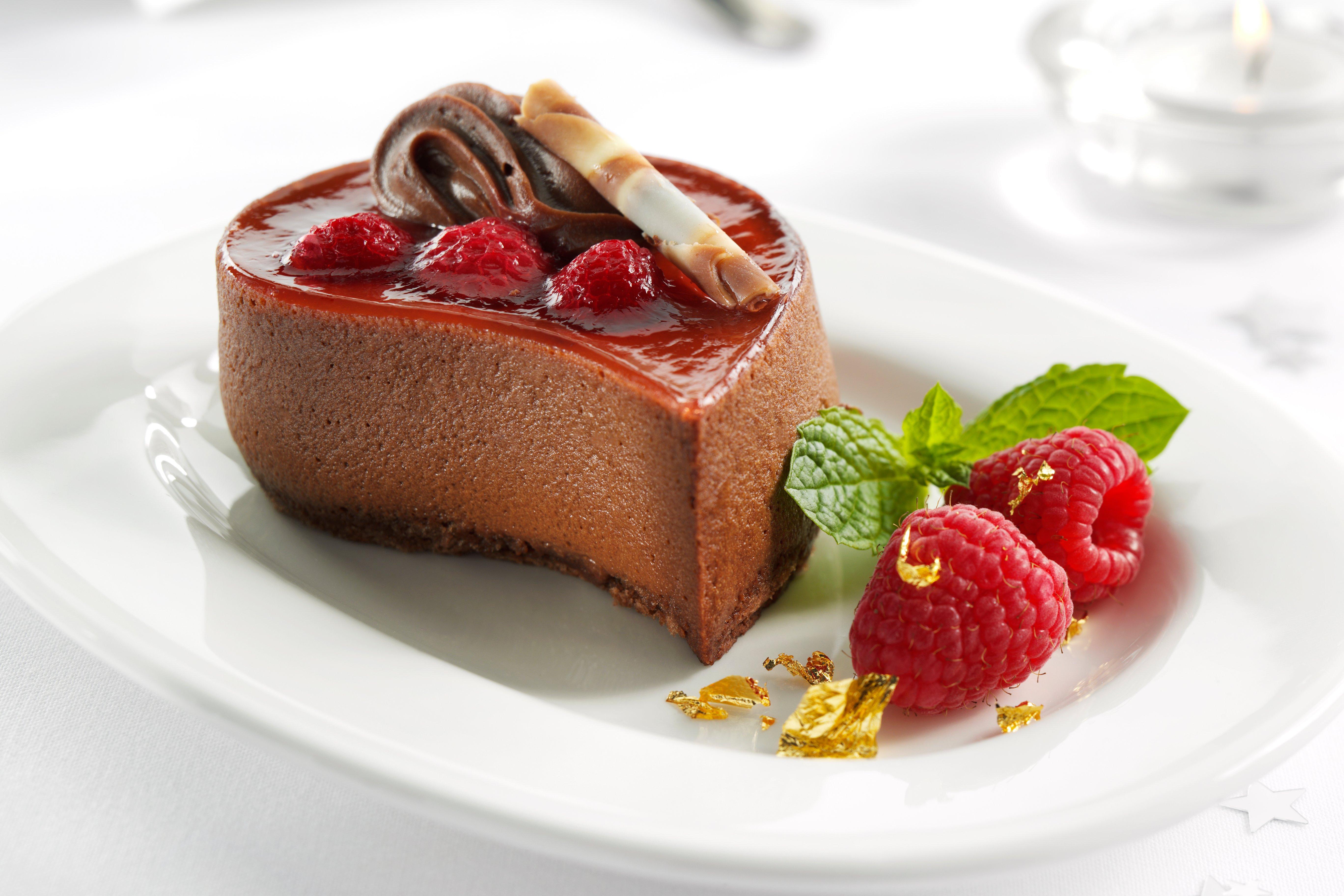 Chantilly Patisserie Individual Rich Chocolate & Raspberry Tear