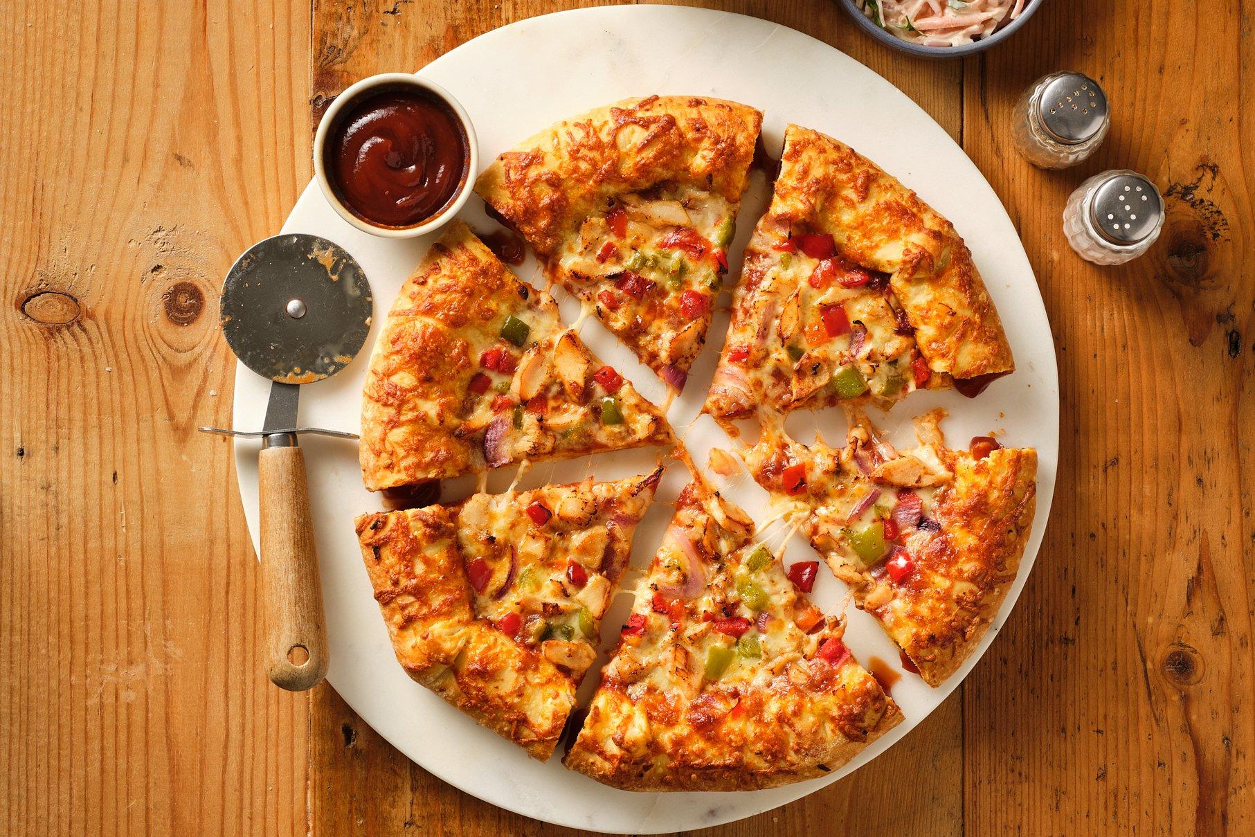 Pizza　即キャンプ7点セット Amazon.co.jp: Vonzoy 木製焚き火アウトドアピザオーブン 防水