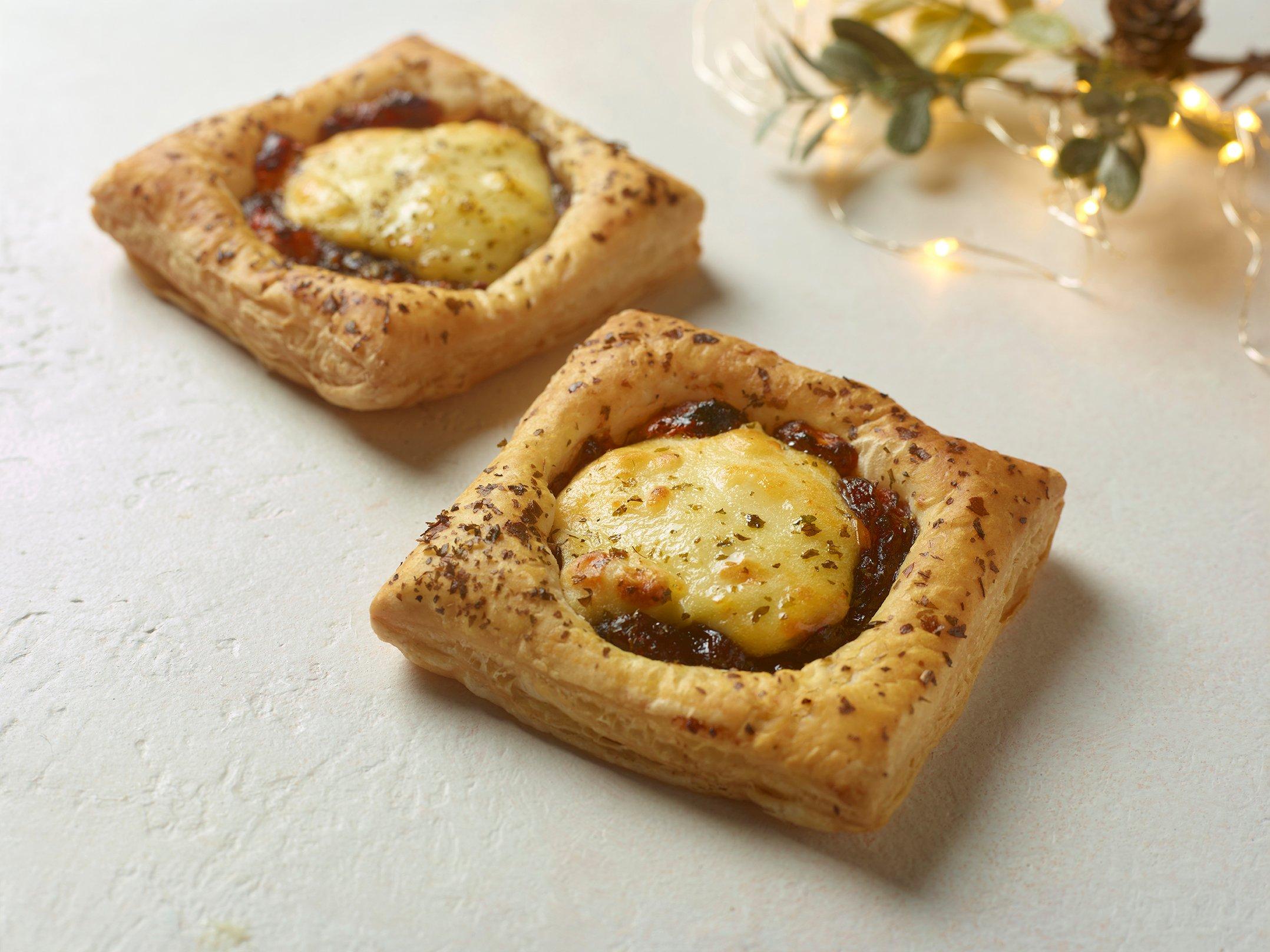Country Choice Caramelised Onion & Camembert Tart