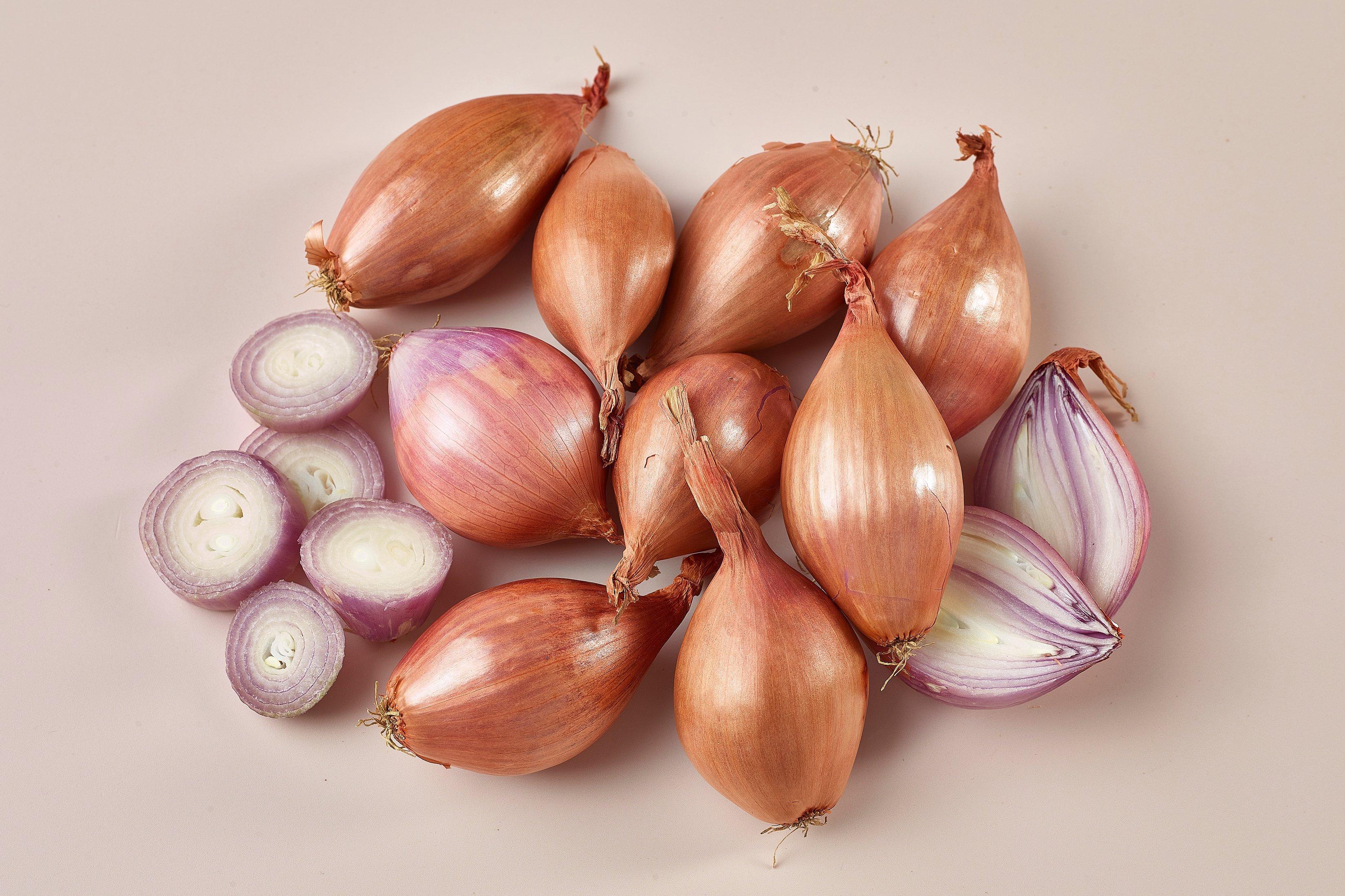 British Medium Round Shallots