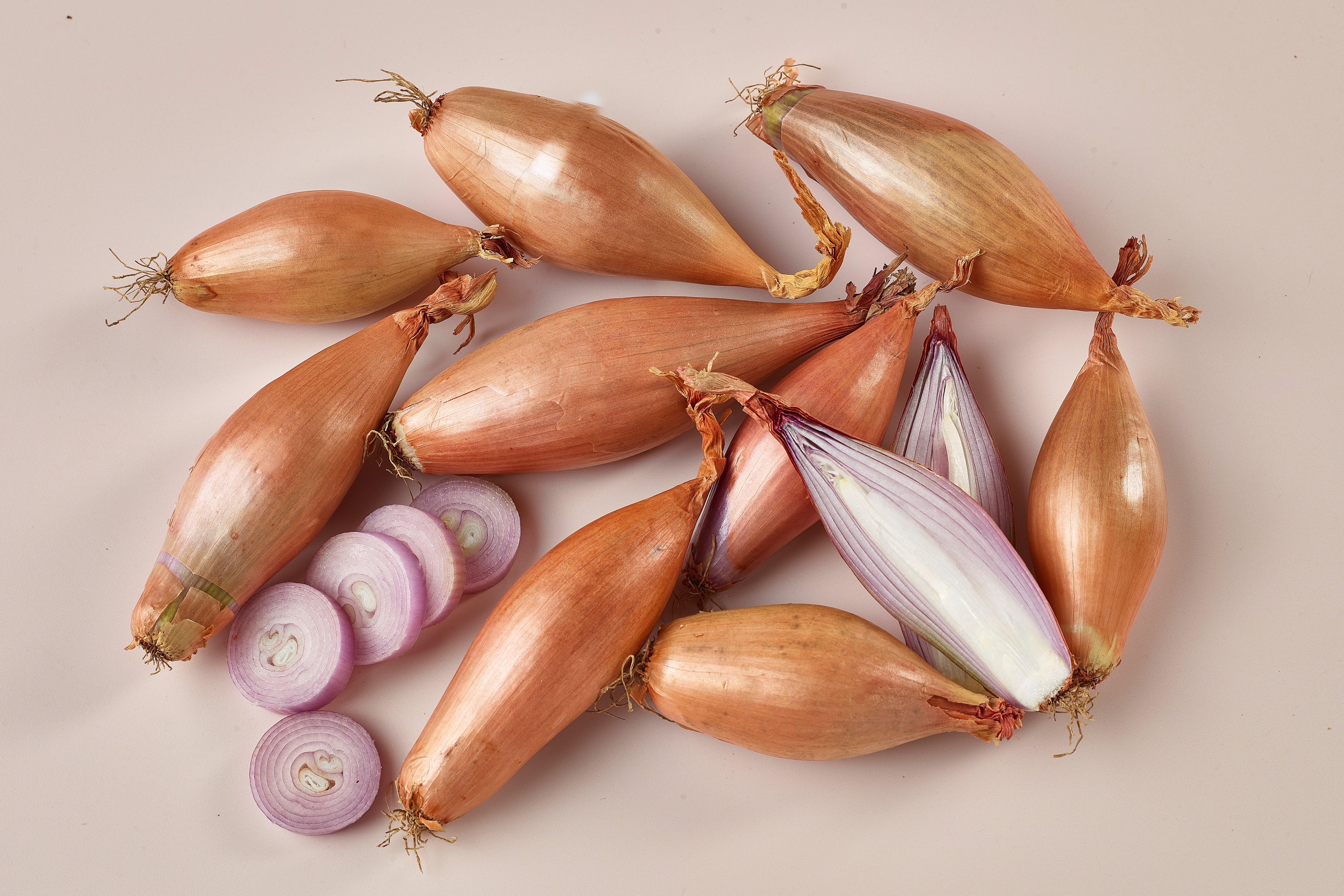 British Medium Banana Shallots