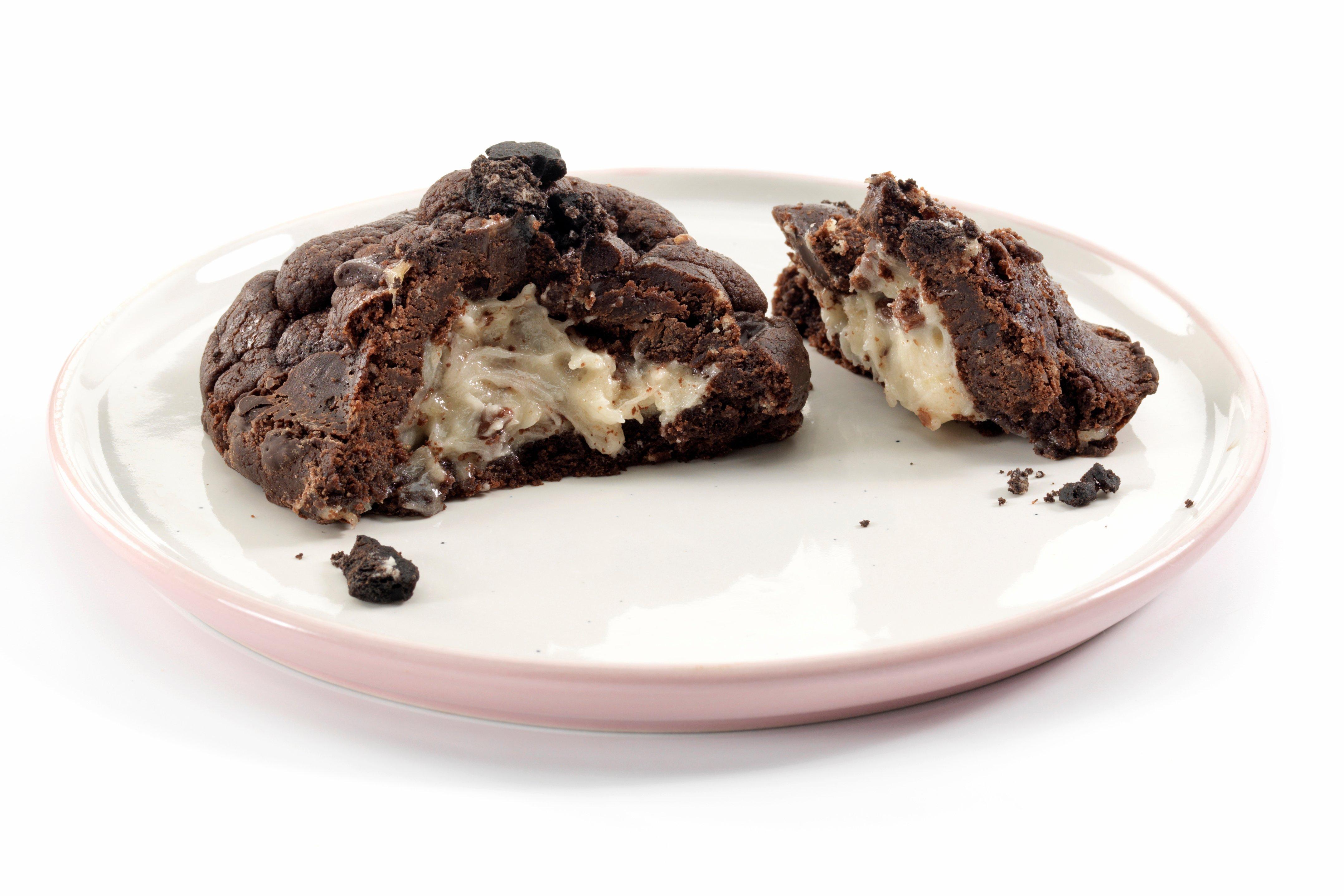 La Boulangerie Premium Bakery Double Chocolate Smores Stuffed Cookies