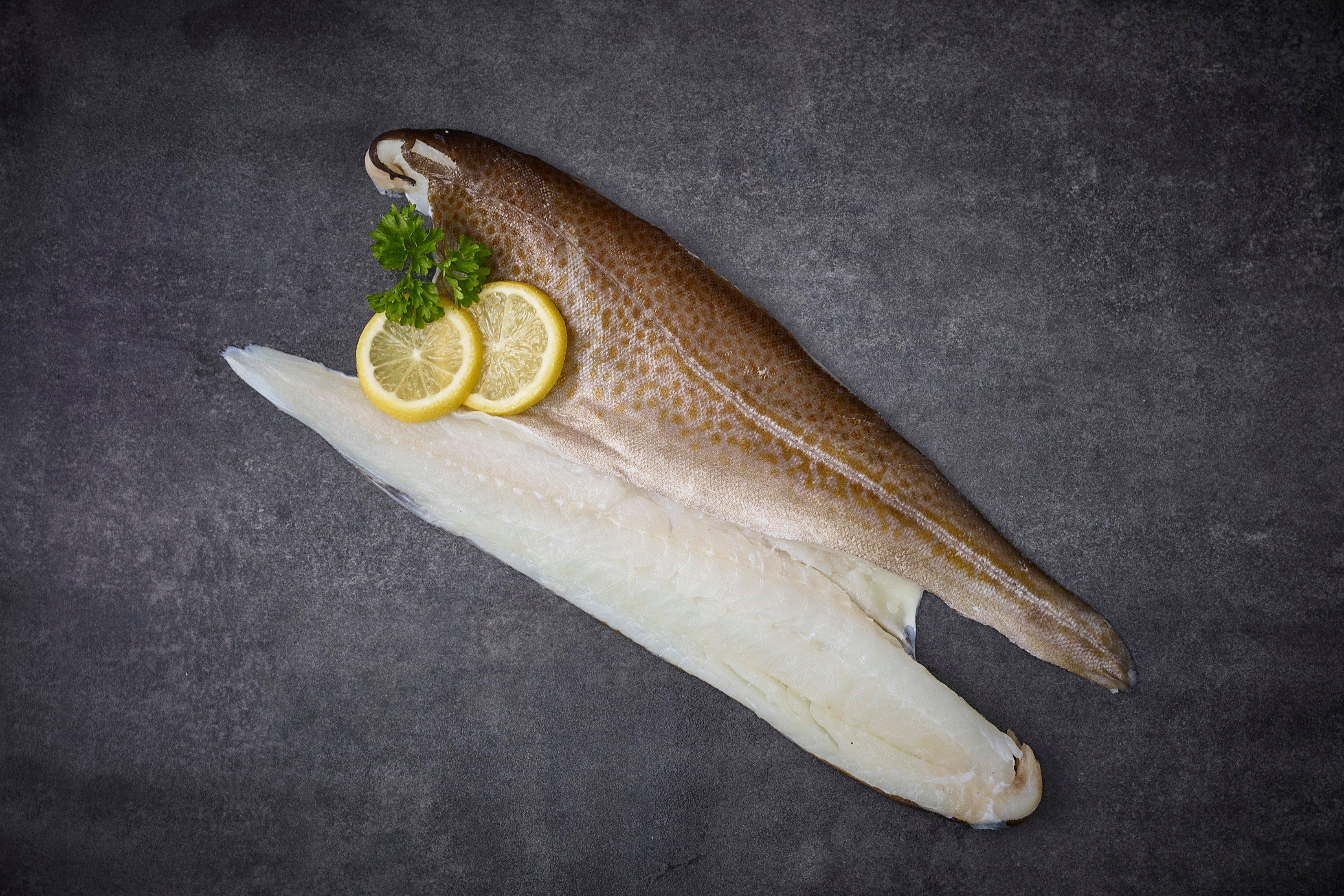 M&J Msc Cod Fillet, Skin On And Boneless (110-140g)