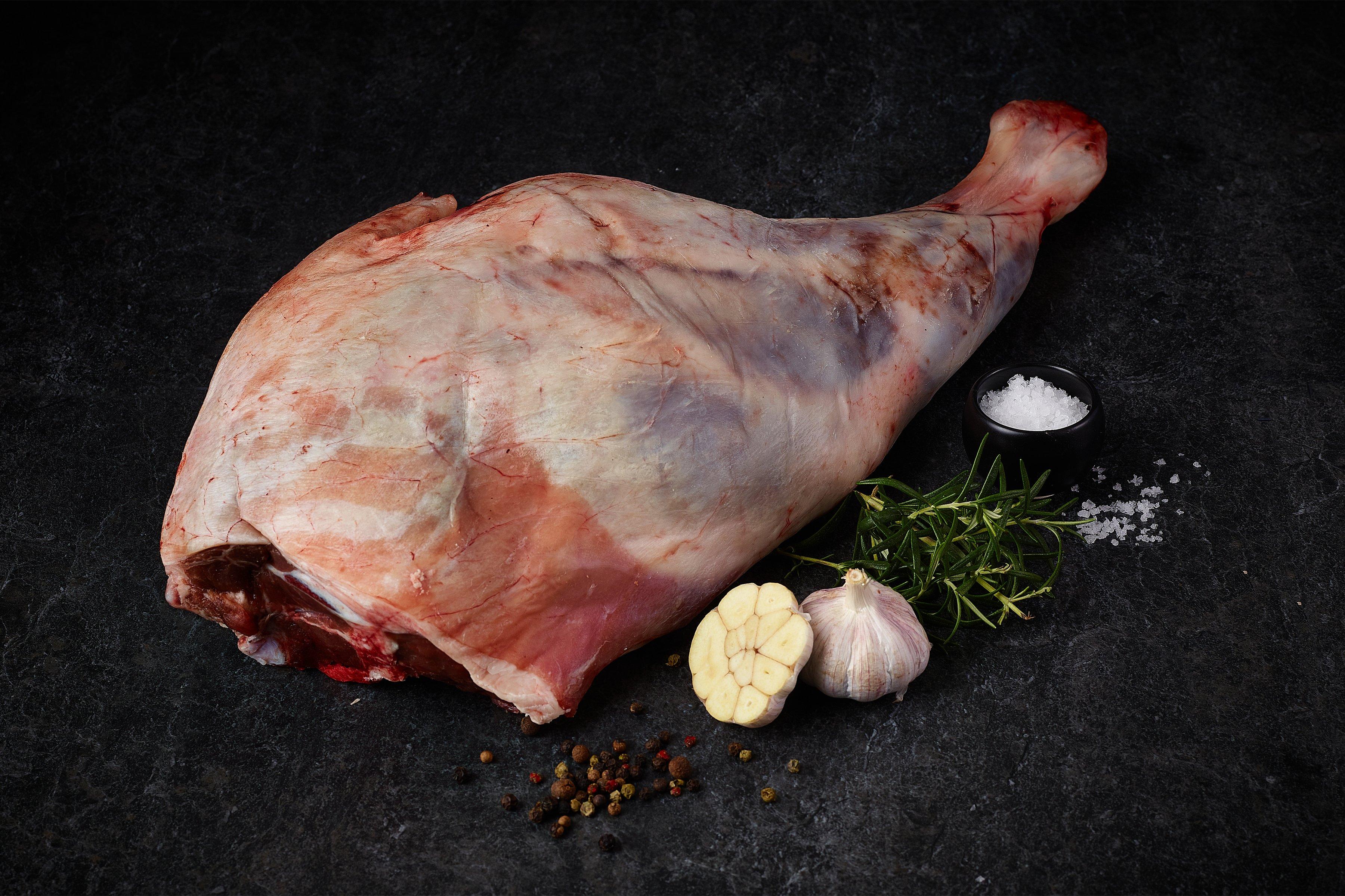 Campbells Scotch Lamb Leg Bone In (Scotland Only)