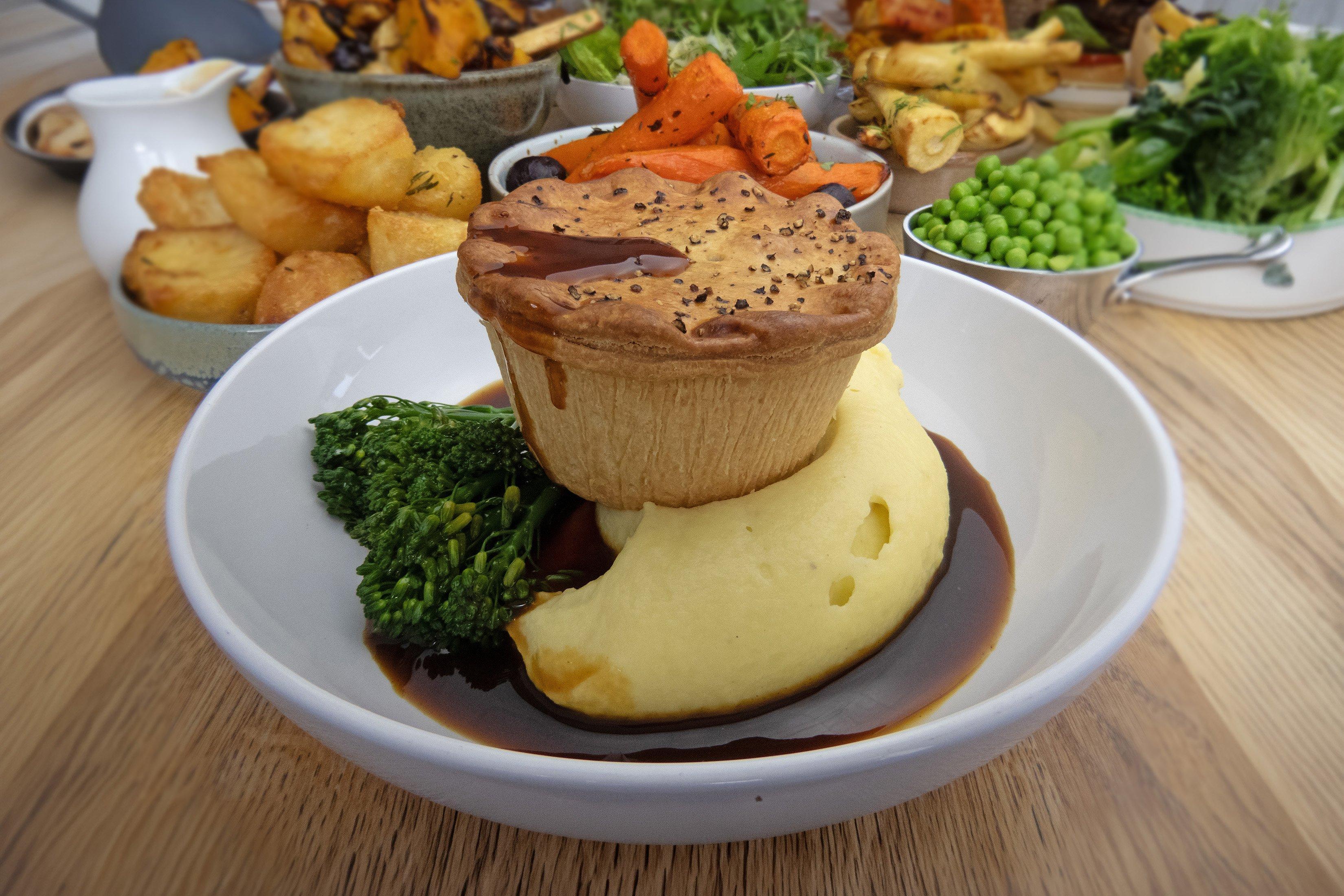 Sysco Premium Baked Venison & Port Butter-enriched Shortcrust Pastry Pie