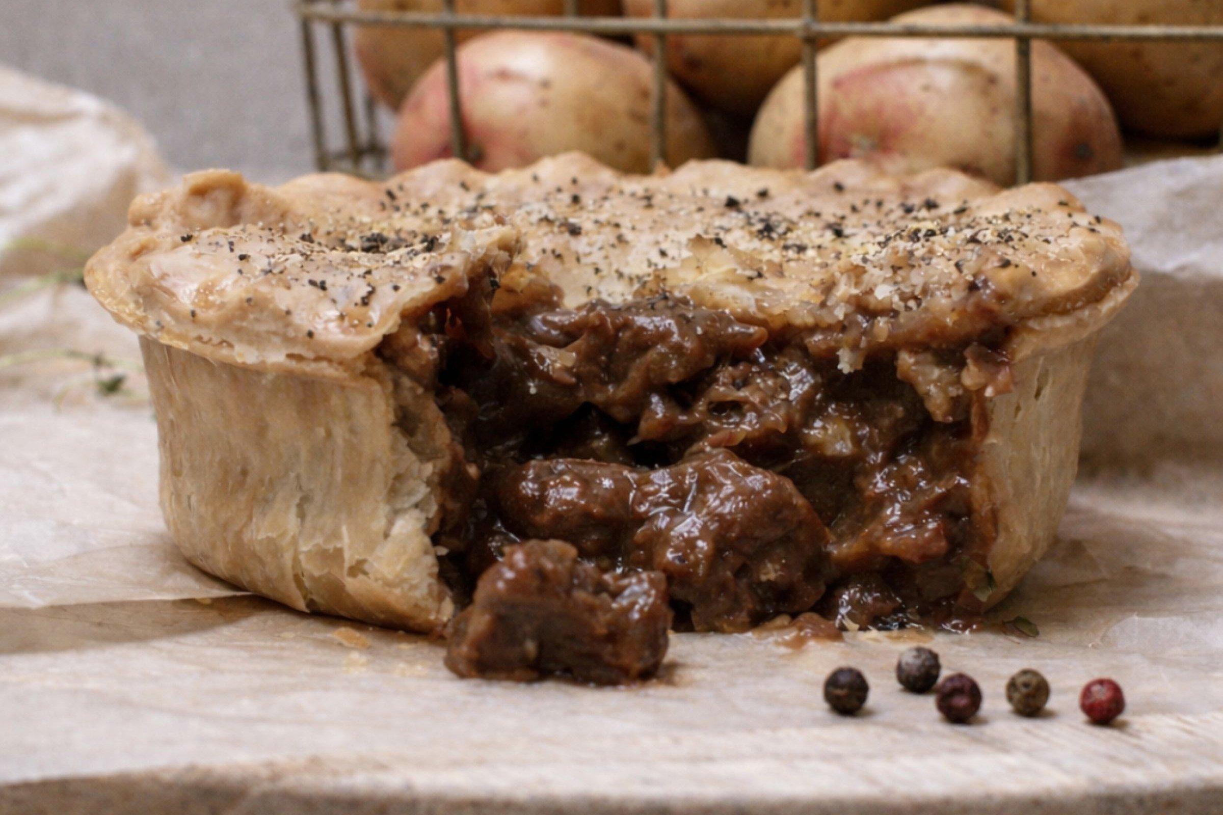 The Phat Pasty Co Gluten Free British Steak & Ale Pie 240g