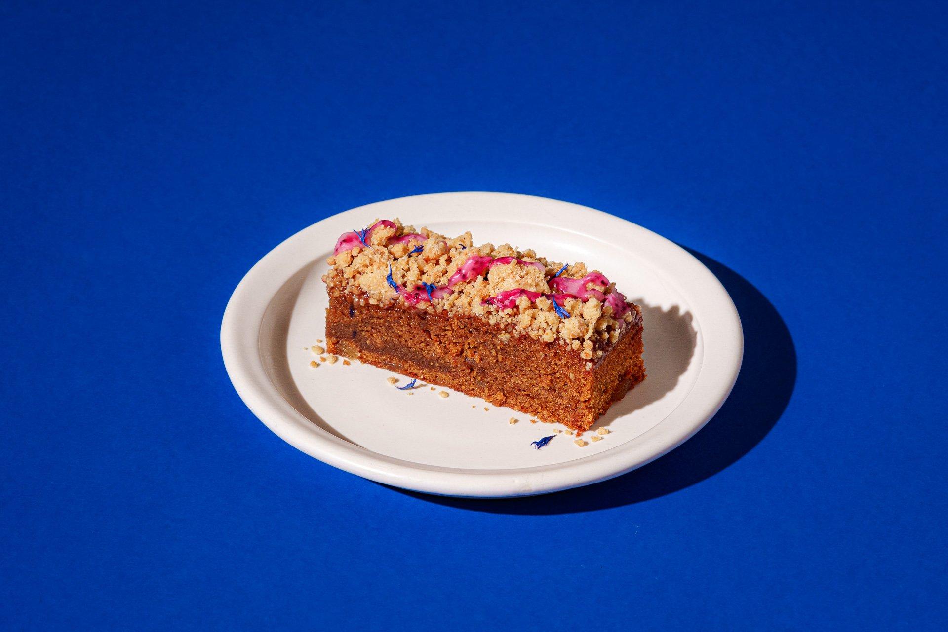 Wildfarmed Ginger & Rhubarb Traycake