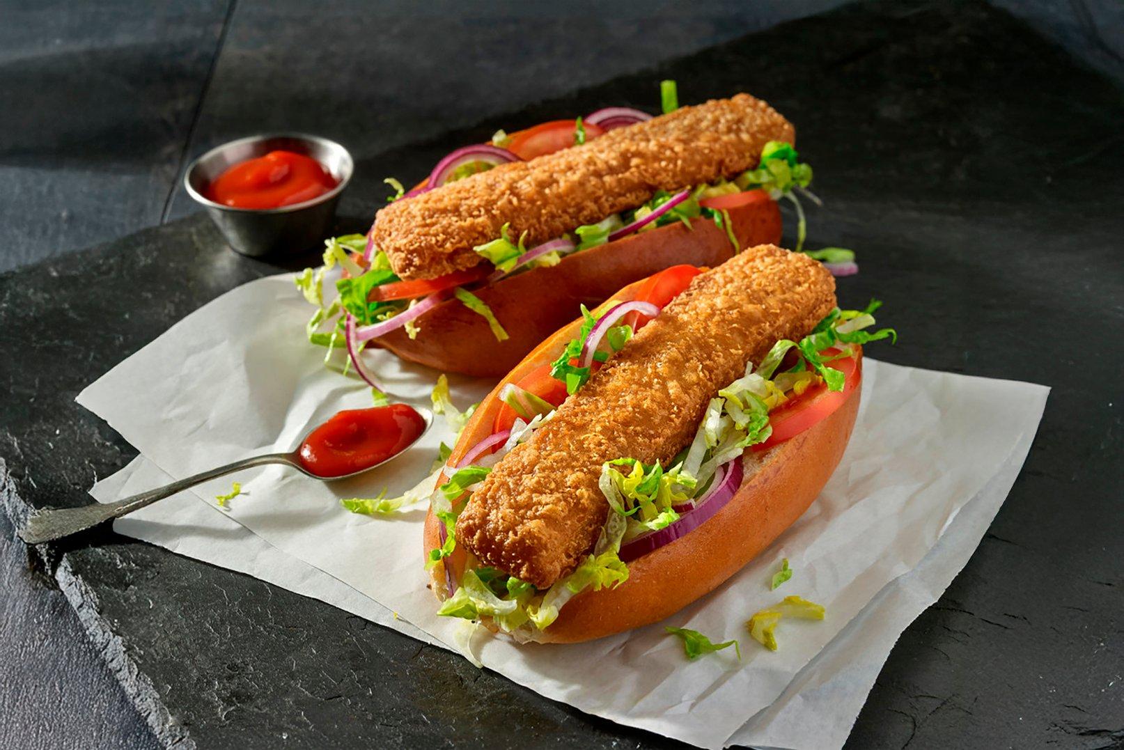 Youngs Chip Shop Jumbo Battered Cod Fish Finger (70g)