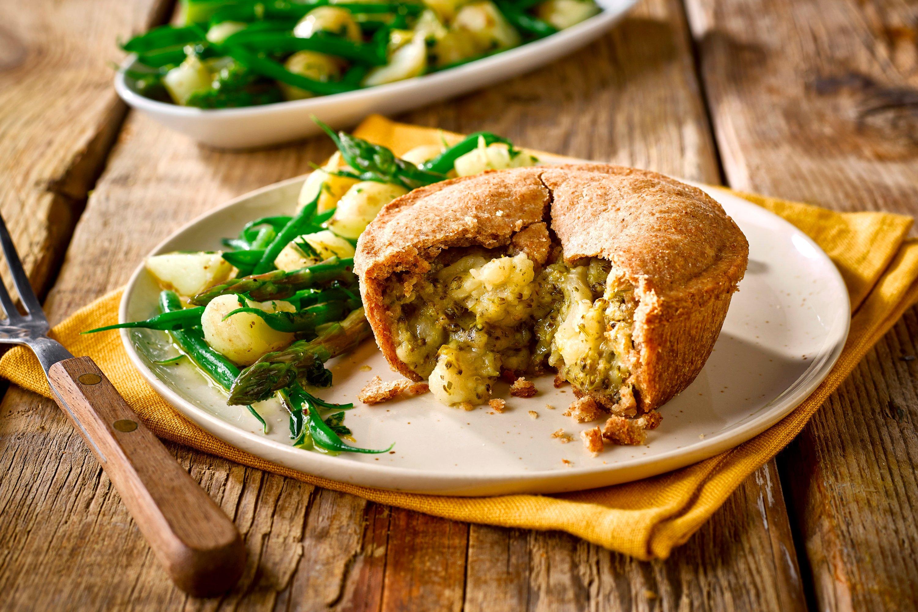 Clive's Cauliflower Cheese Pie Wholemeal
