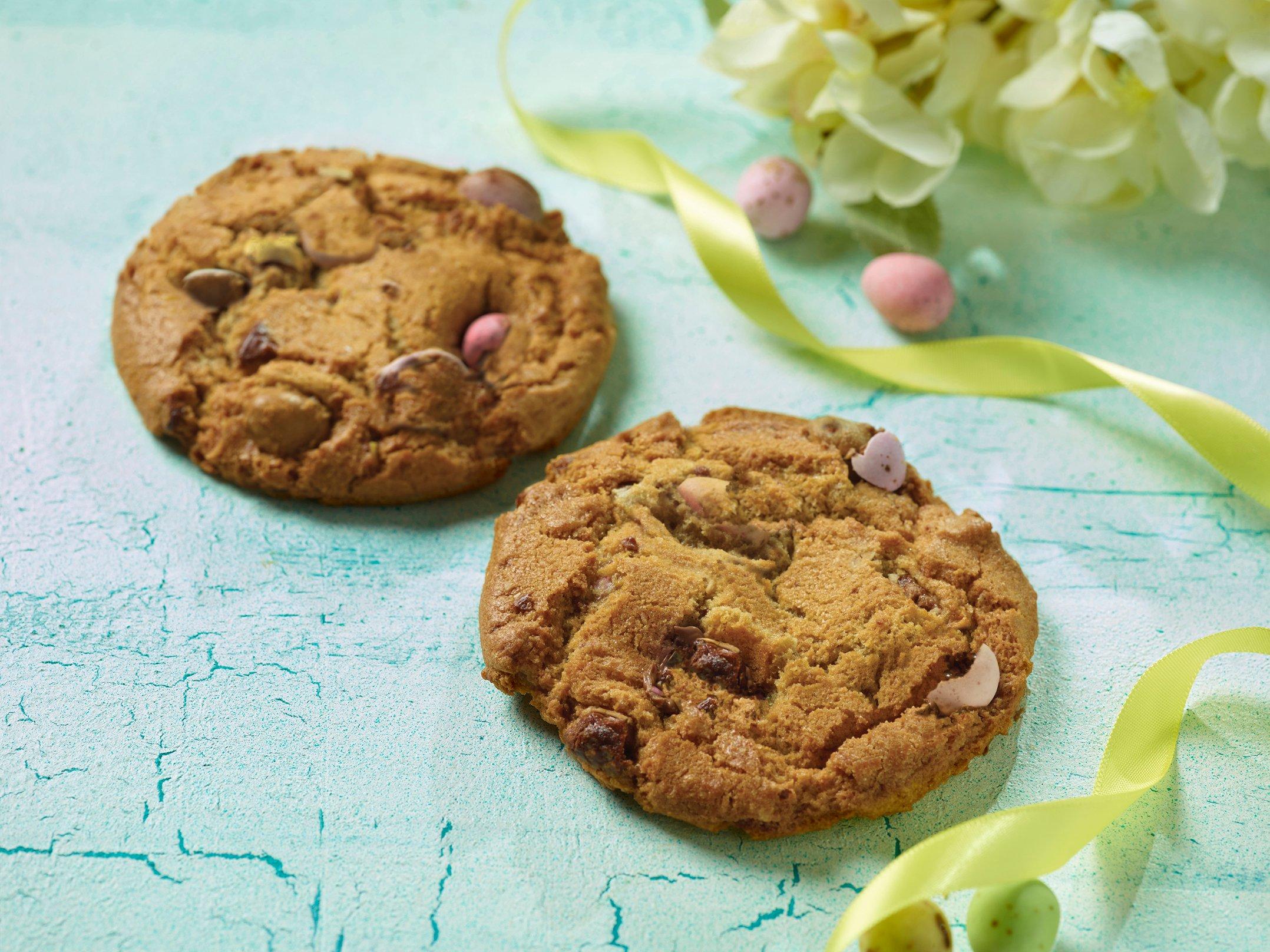 Country Choice Mini Egg Cookie Pucks