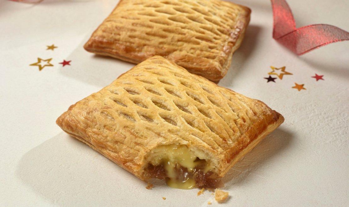 6_carmelised_onion_camembert_lattice