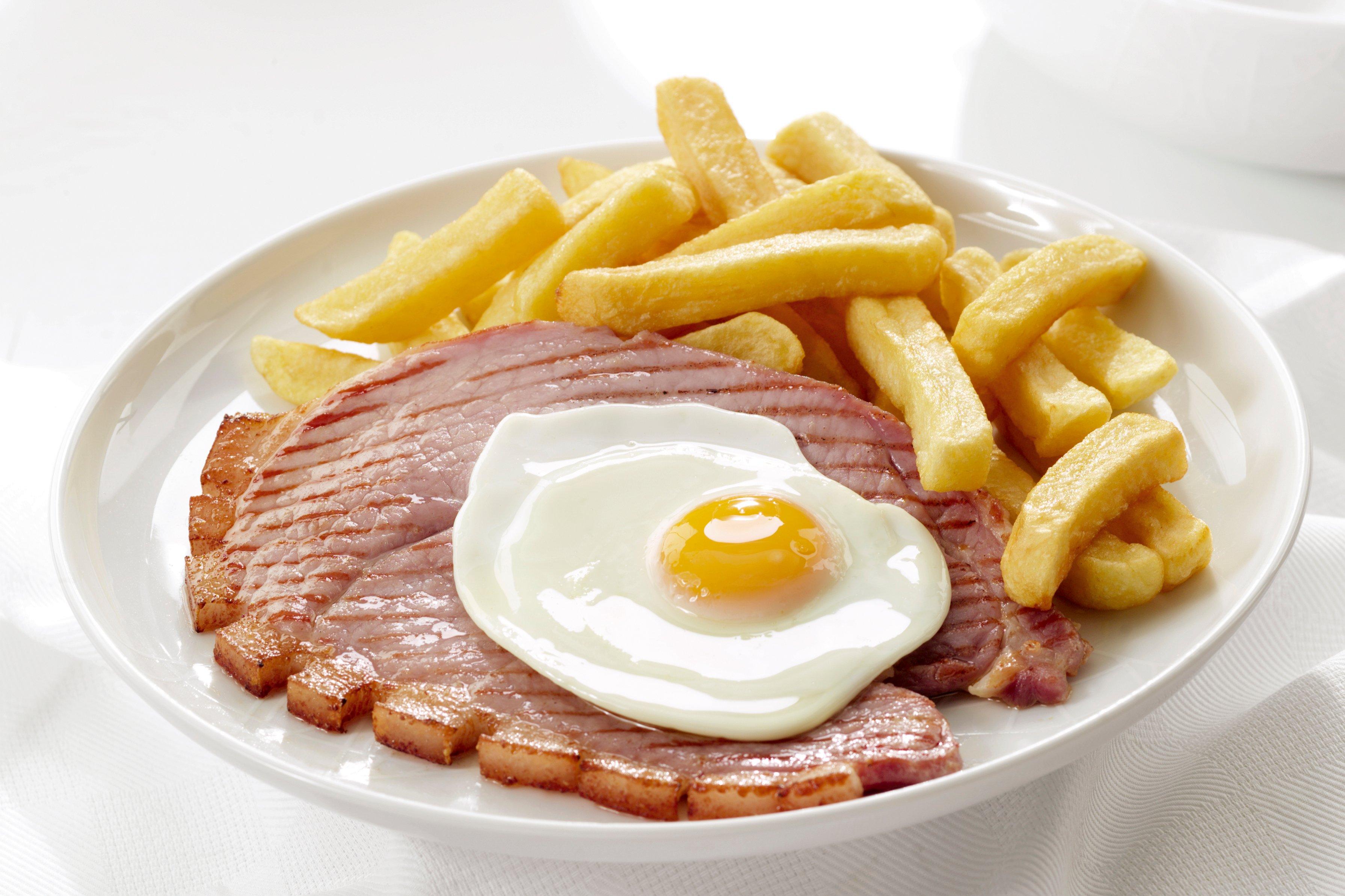 5 Dozen British Fresh Medium  Eggs