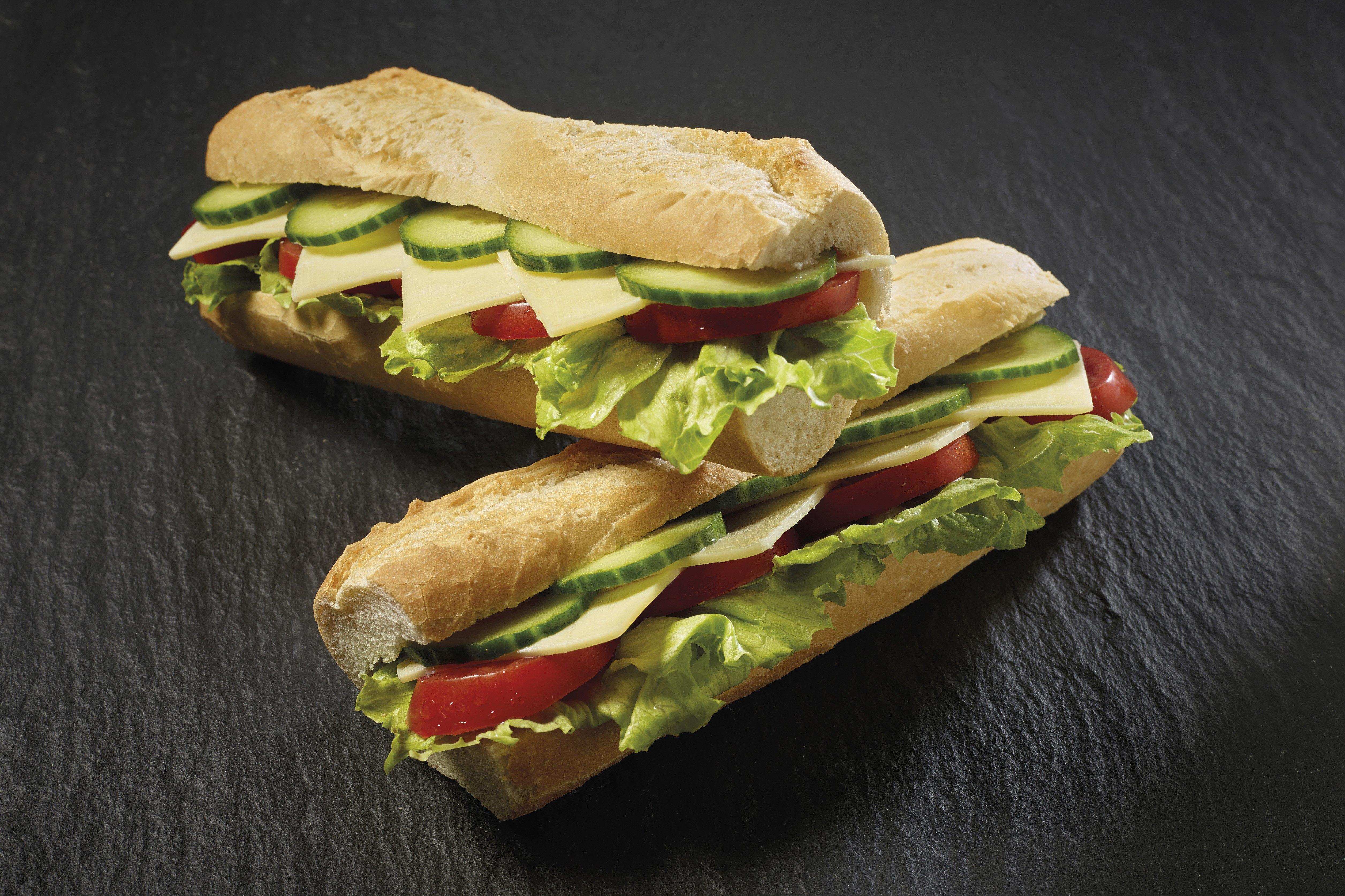 Brakes Mature White Cheddar Cheese Slices