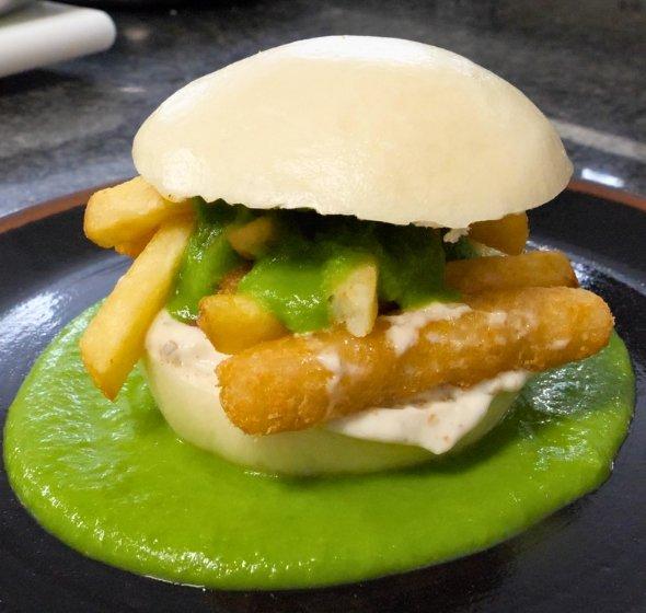 Fish and chip burger