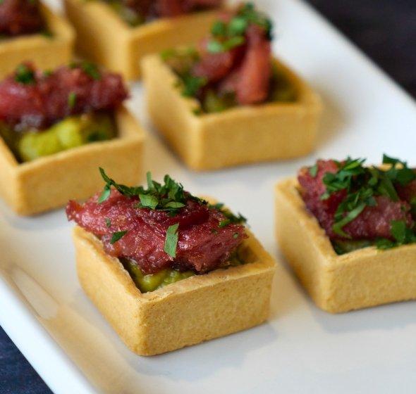 Maple glazed ham hock & pea tartlets