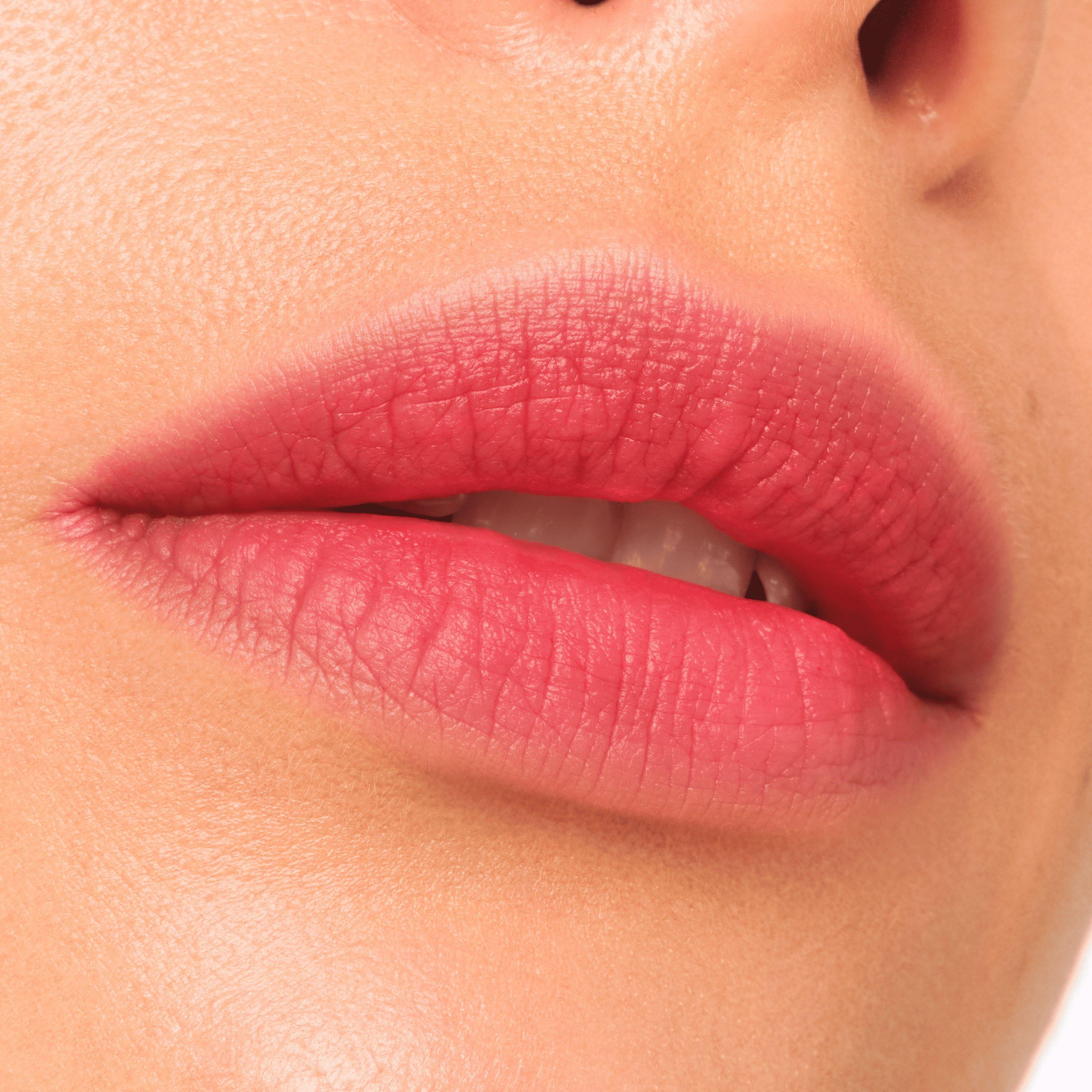 catrice blurred lips Close-up