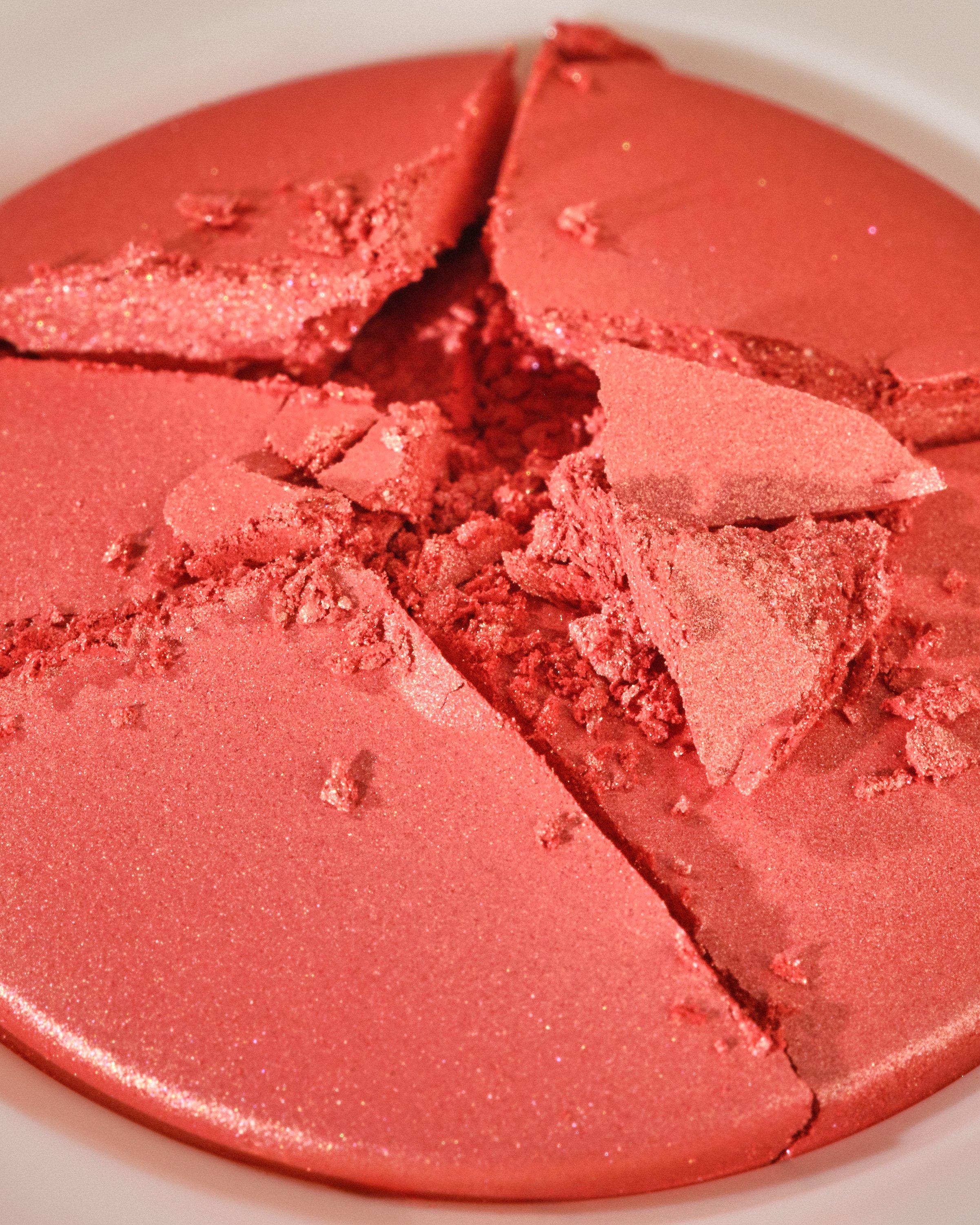 catrice cherry blush texture
