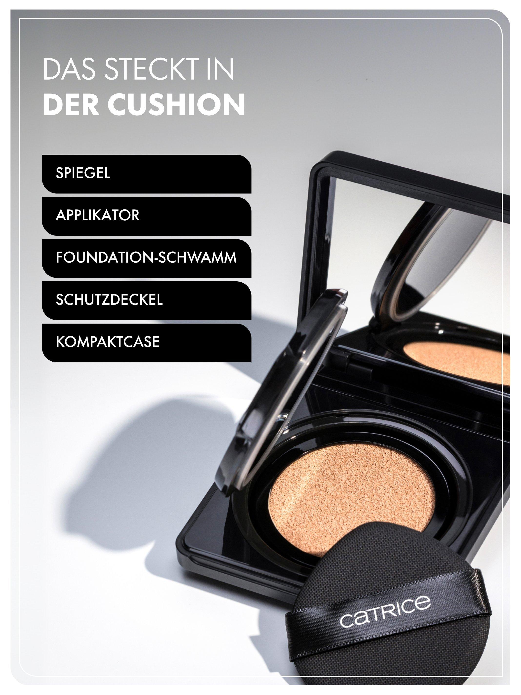 Geöffnete Catrice Invisible Cover Cushion Foundation mit Übersicht der enthaltenen Bestandteile: Spiegel, Applikator, Foundation-Schwamm, Schutzdeckel und Kompaktcase.