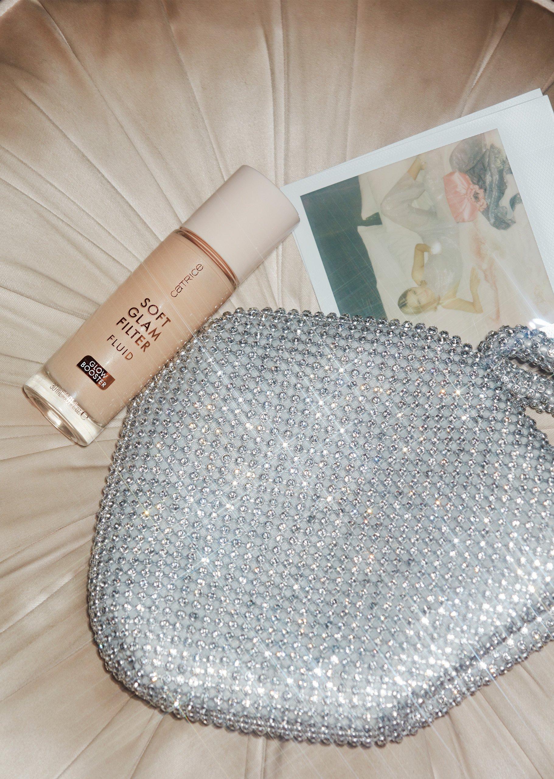 Catrice Dinnerparty Make-up-Looks -  So wird dein Teint ebenmäßig und strahlend Produkt