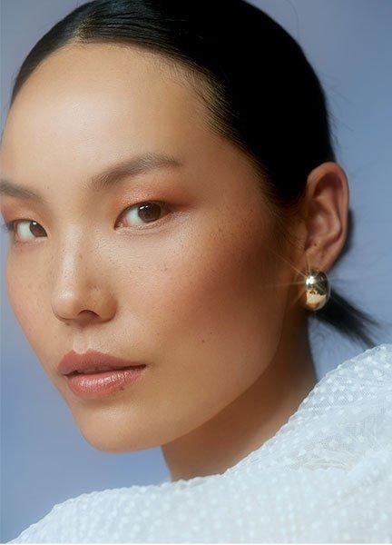 catrice Invisible Cover Foundation Kampaņas portrets