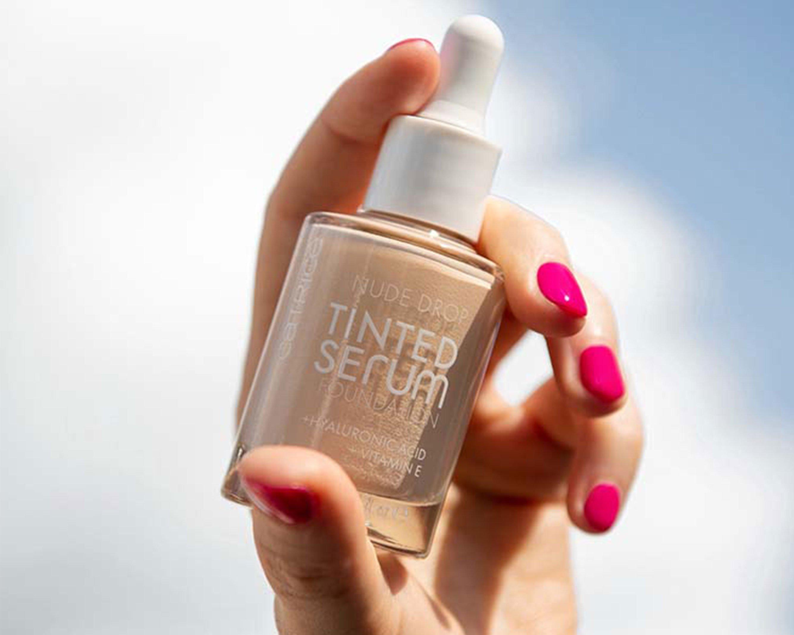 CATRICE Nude Drop Tinted Serum Tečni puder