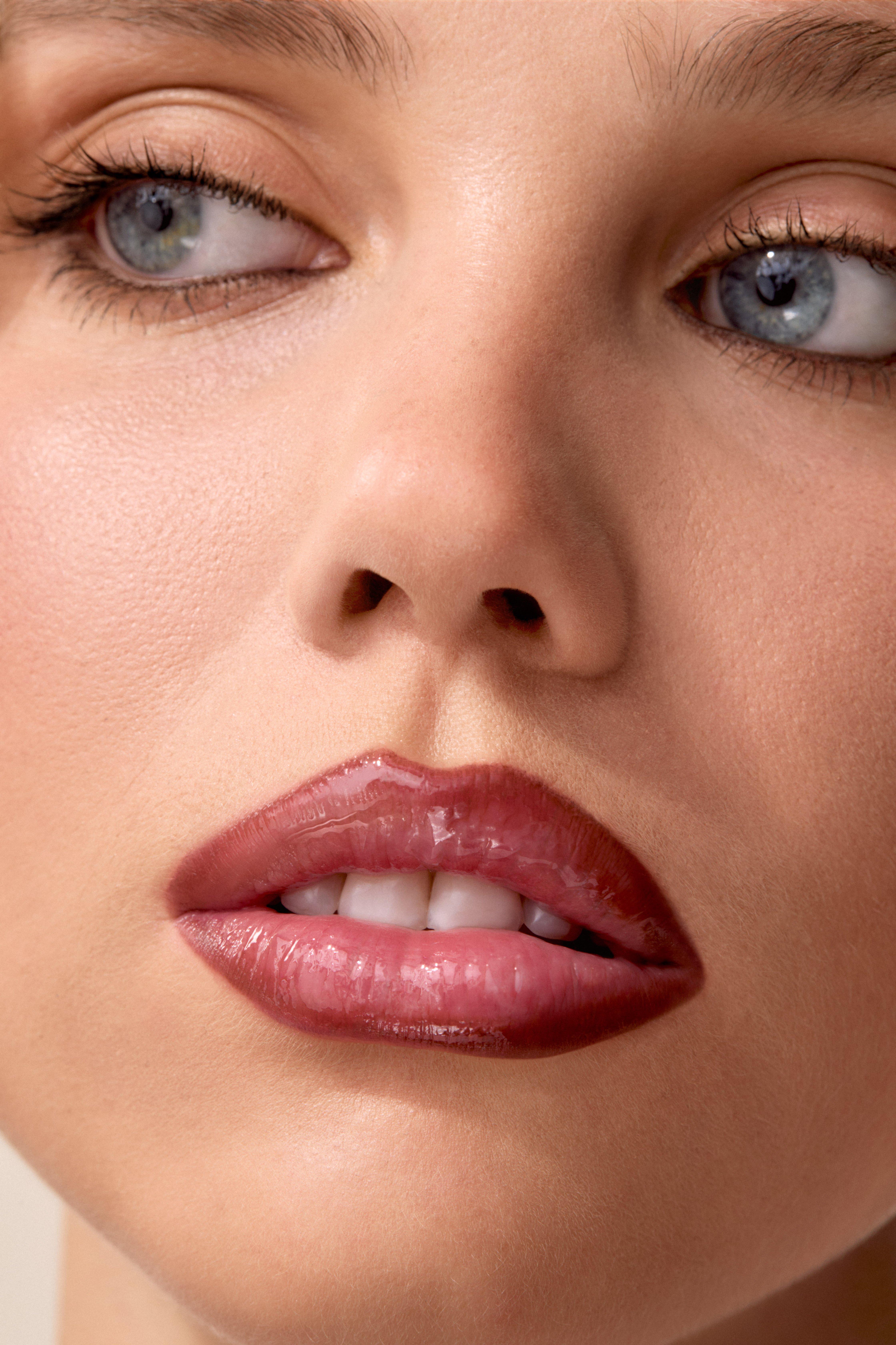 Catrice Shine Supreme Lip Oil Portrait