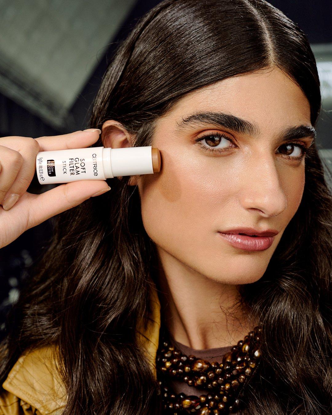 catrice sunkissed make up look portrait