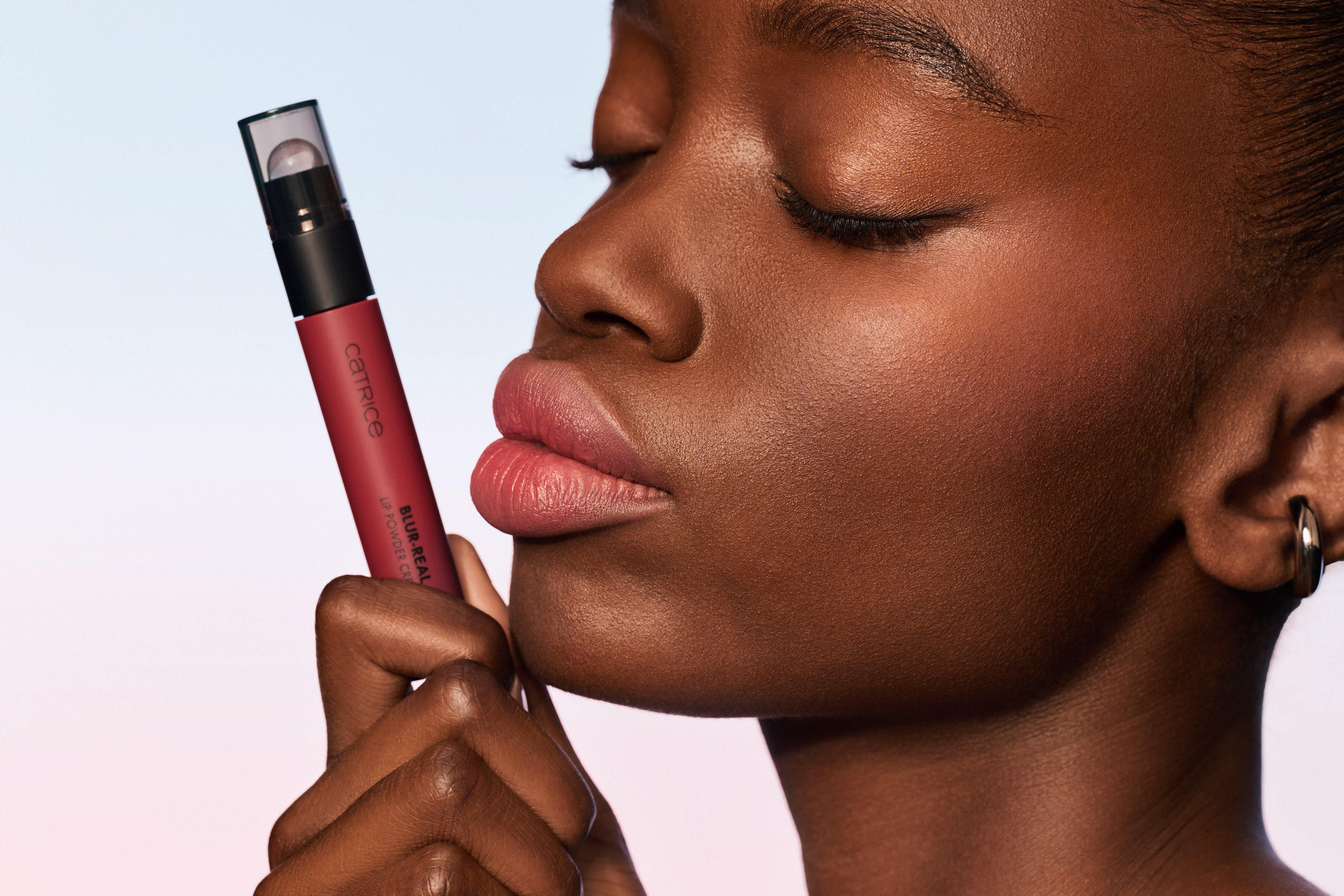 Catrice Trend Drop Glass Cloud Blur-Real Lip Powder Cream
