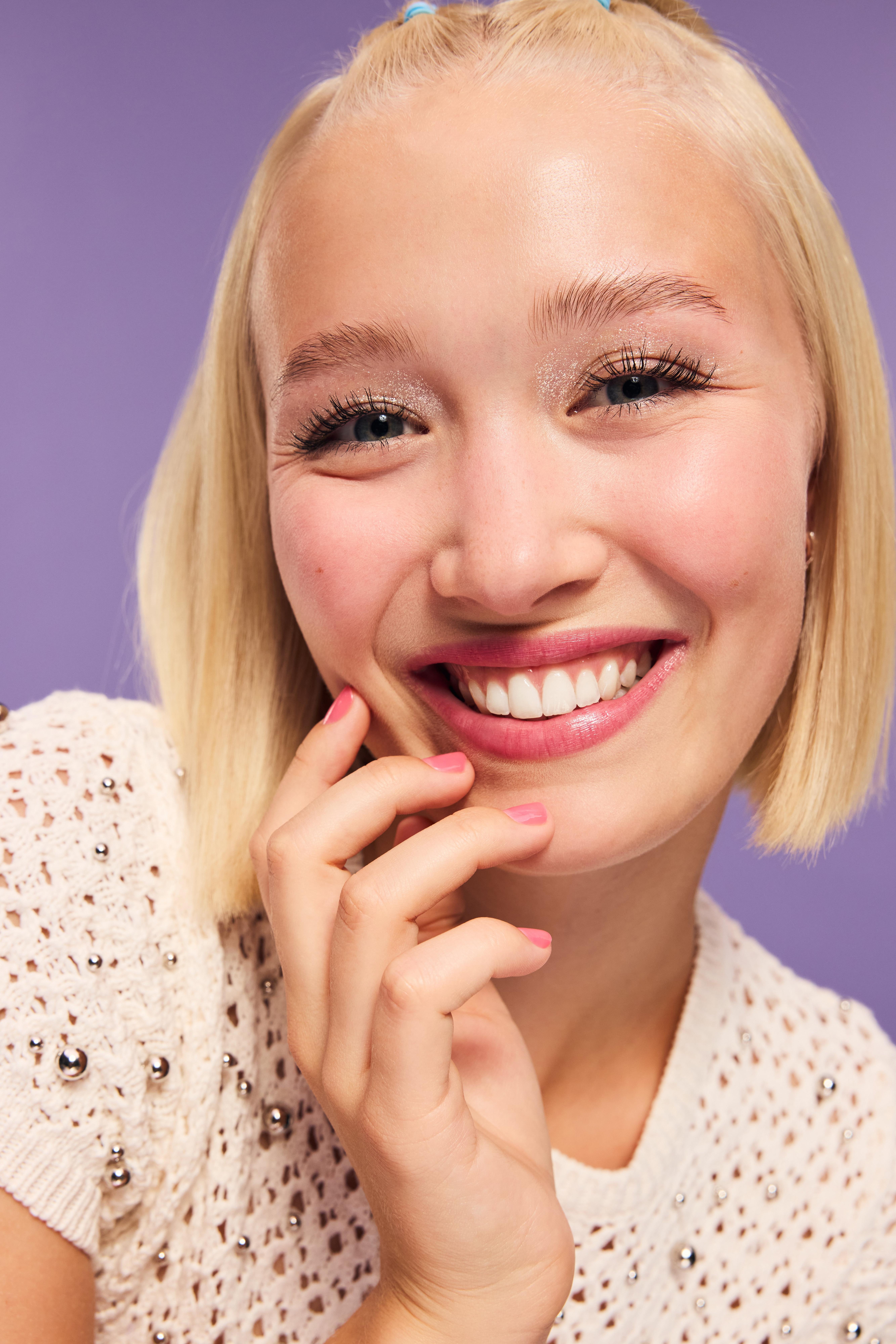 essence balletcore make up look portrait 