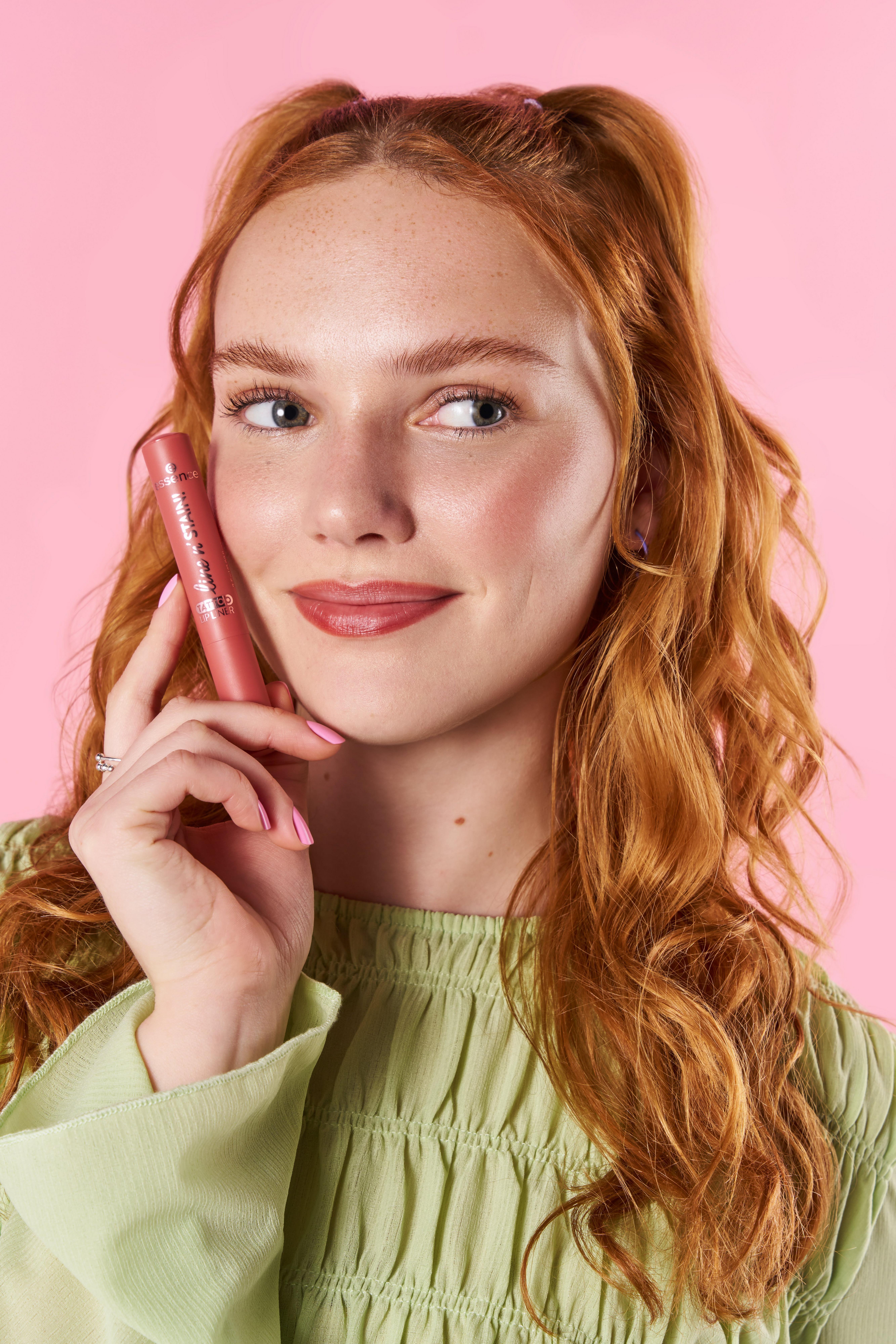 essence blurred lips products