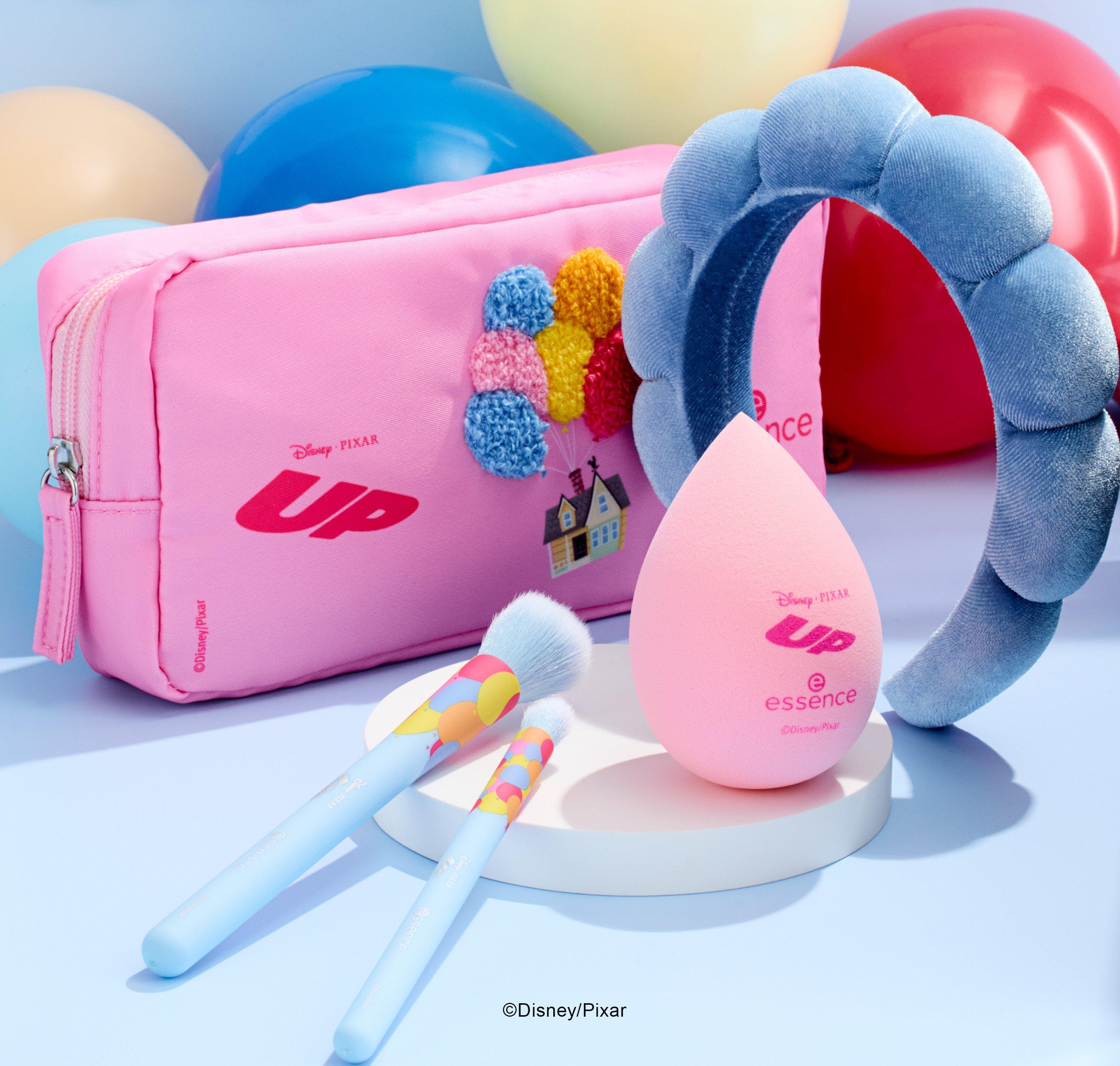 essence vola in alto con Disney Pixar Up