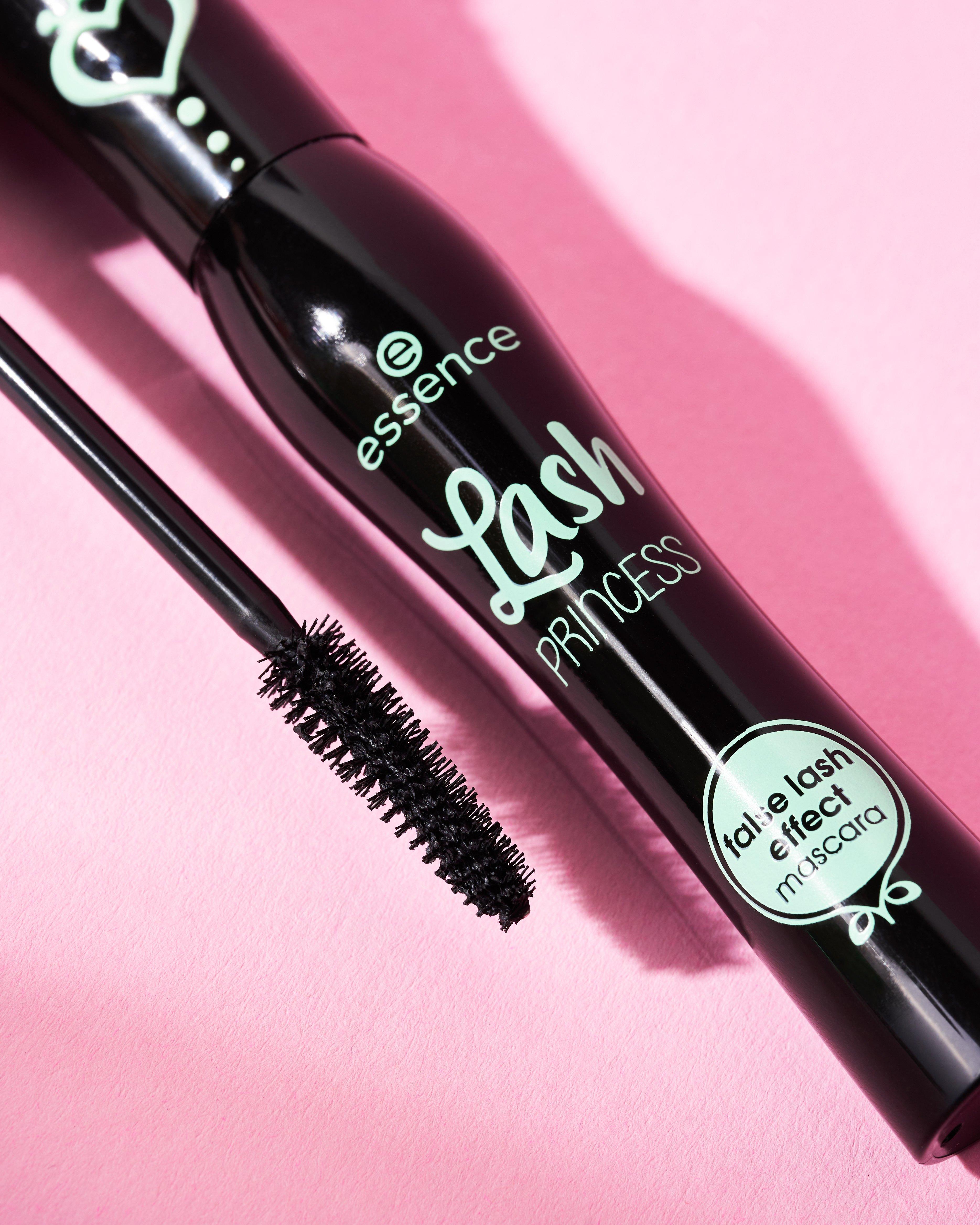 essence How to apply Mascara