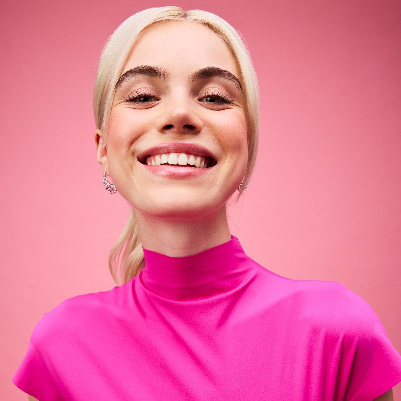 essence Lash without Limits Porträt