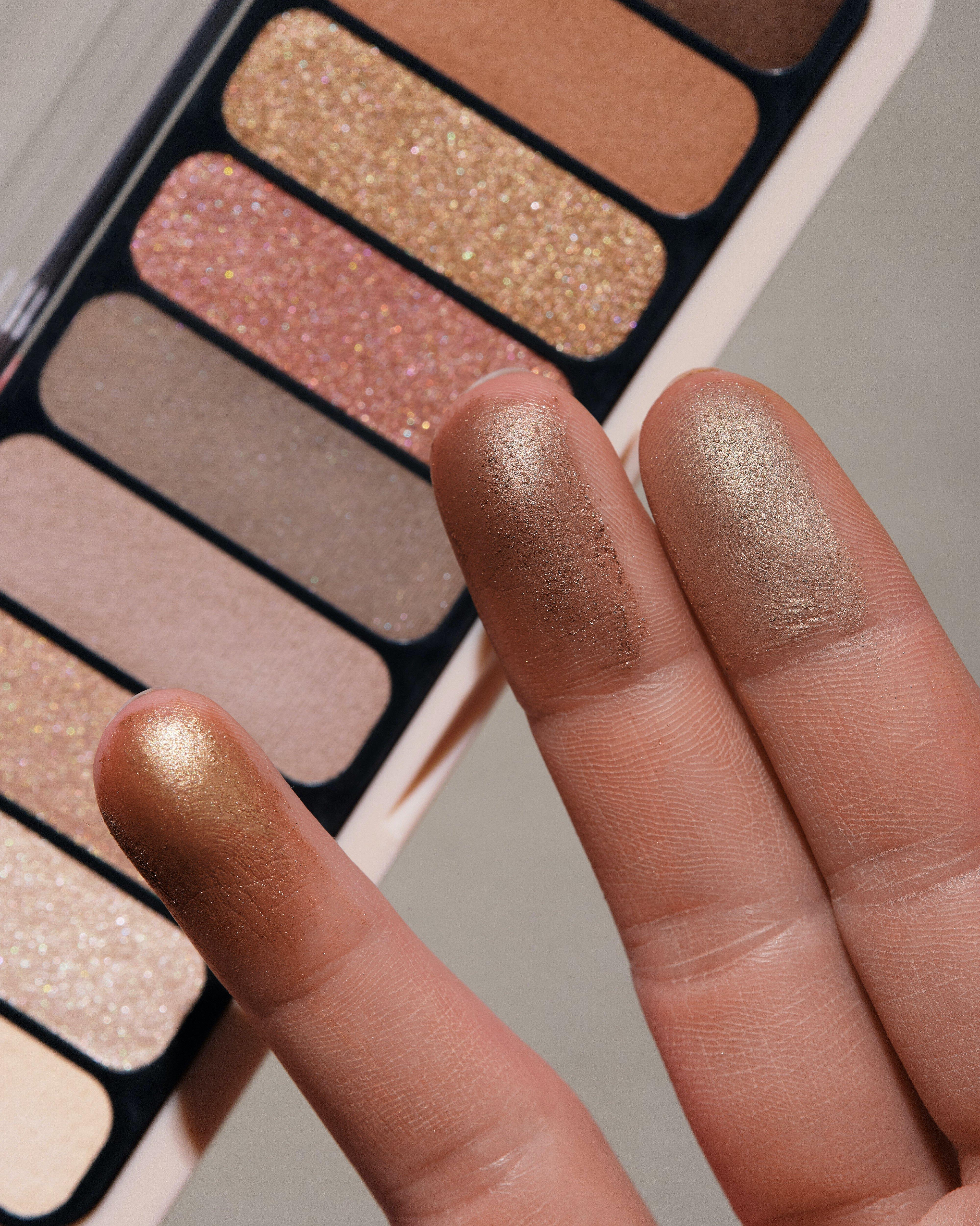 essence mocha make up product