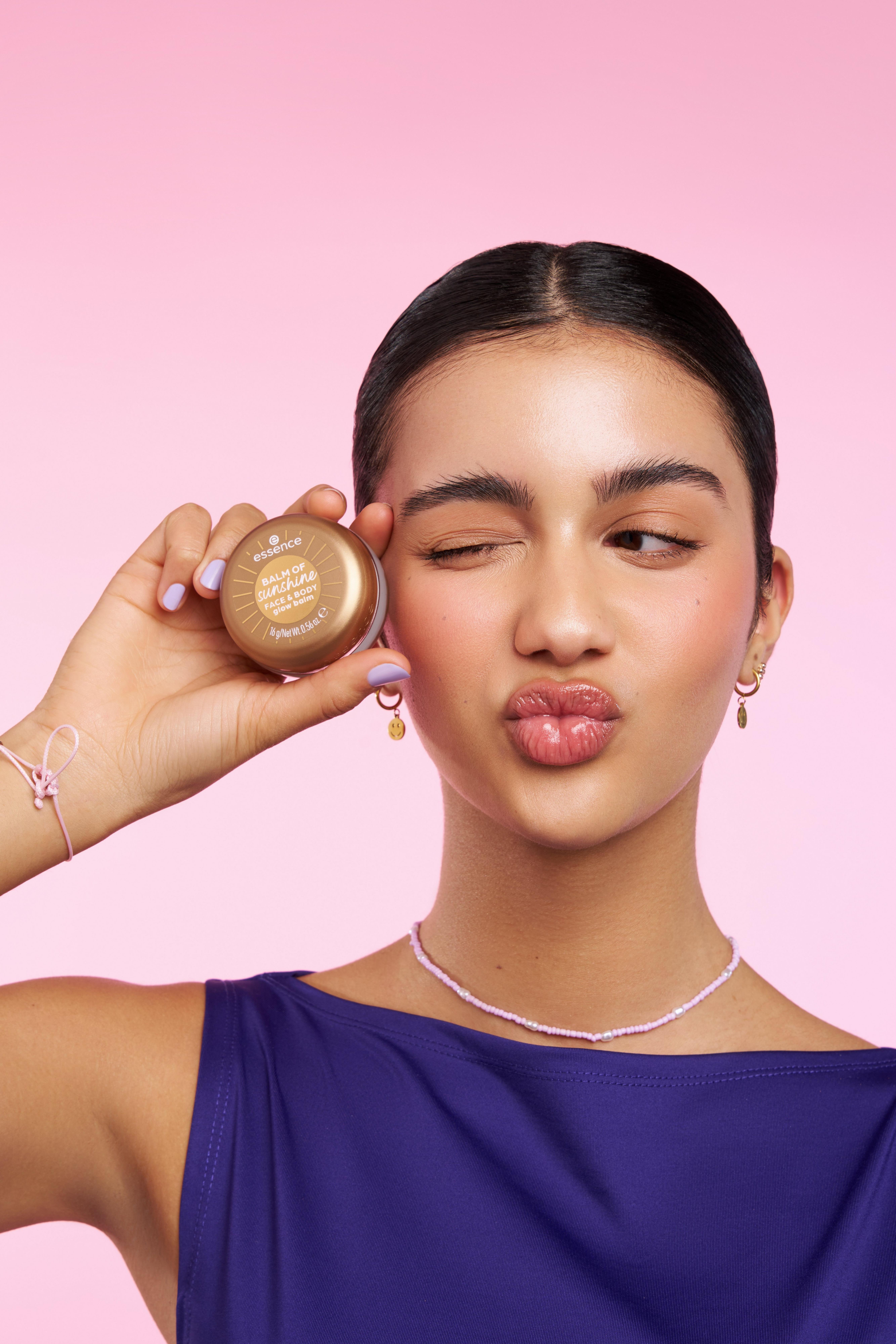 essence natural make up look modell
