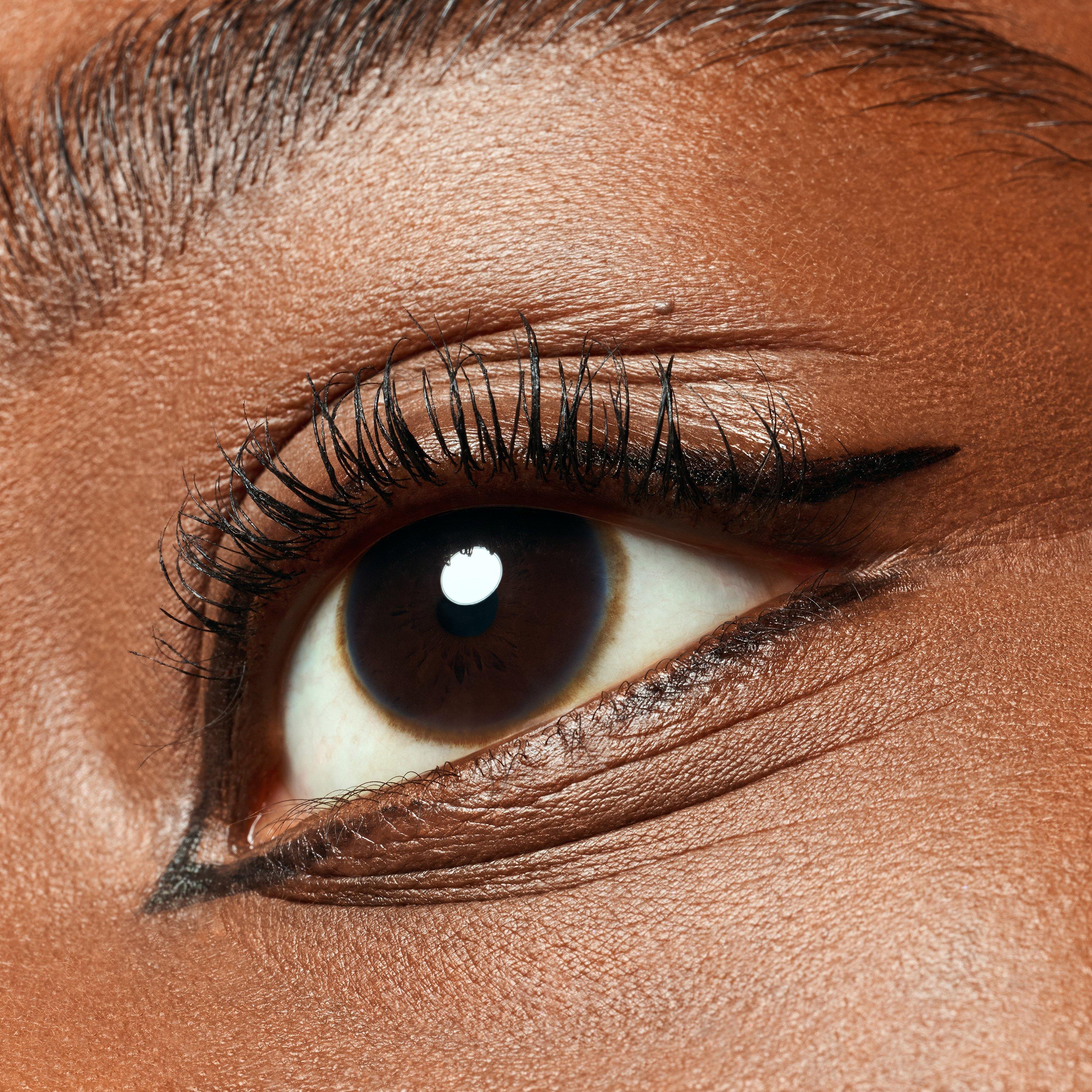 essence siren eyes close up